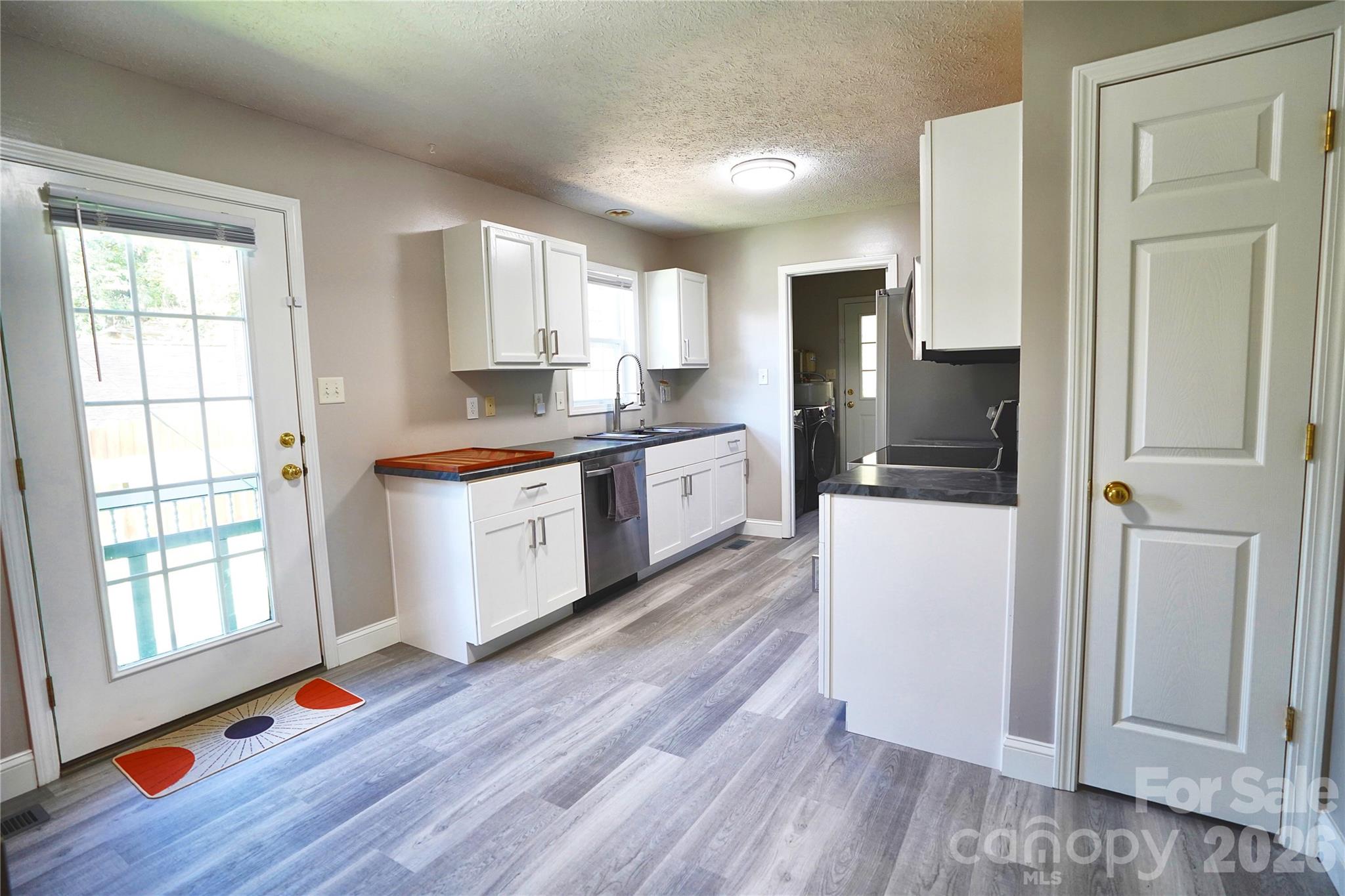 43 Moore Avenue Property Photo 5