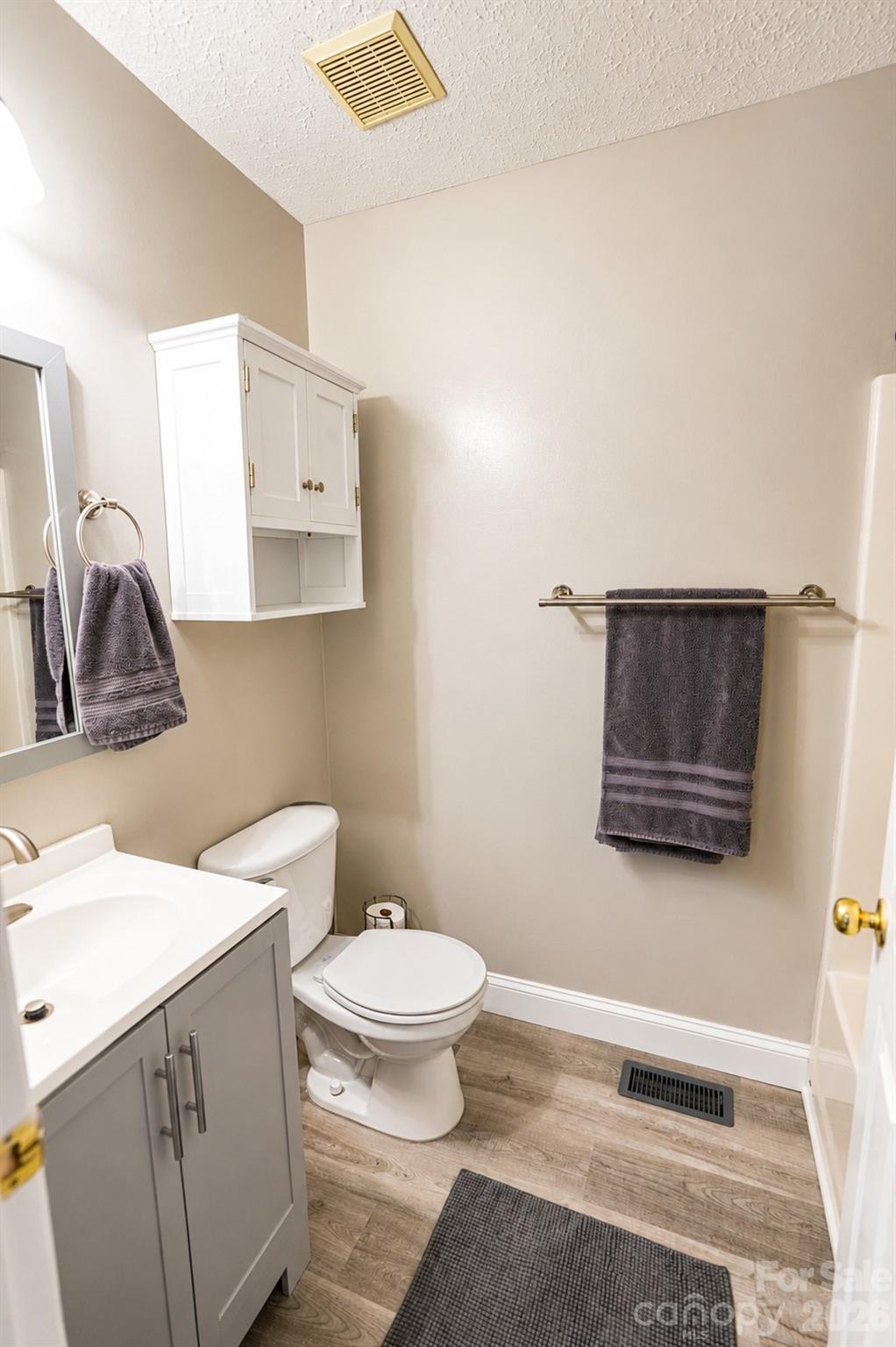43 Moore Avenue Property Photo 11