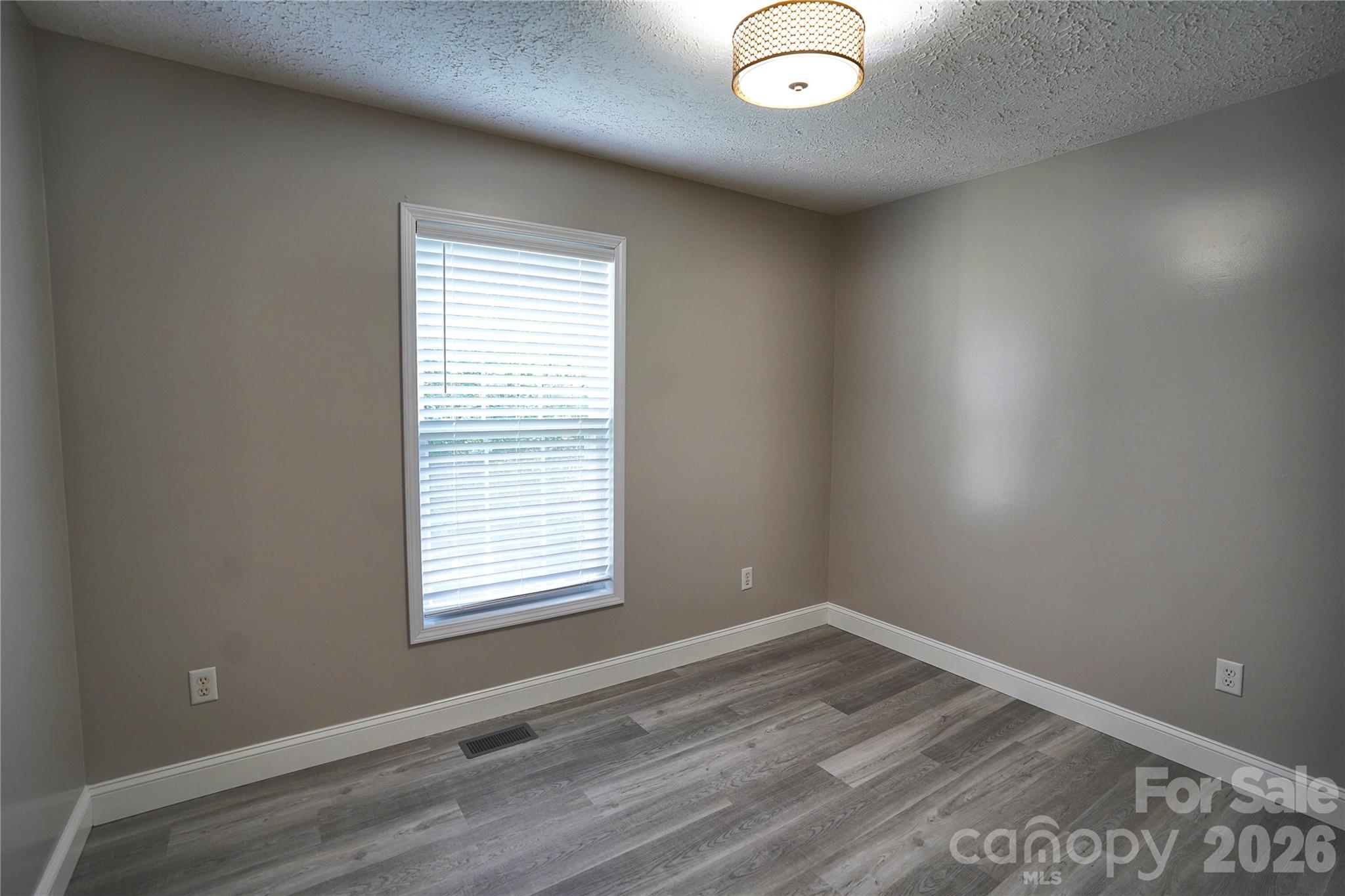 43 Moore Avenue Property Photo 14