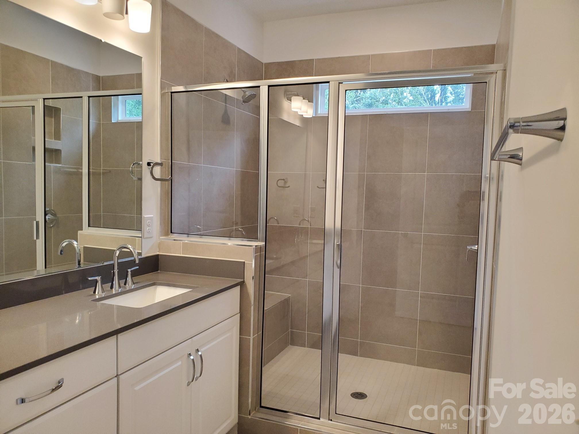 5561 Wolfpack Alley Property Photo 7