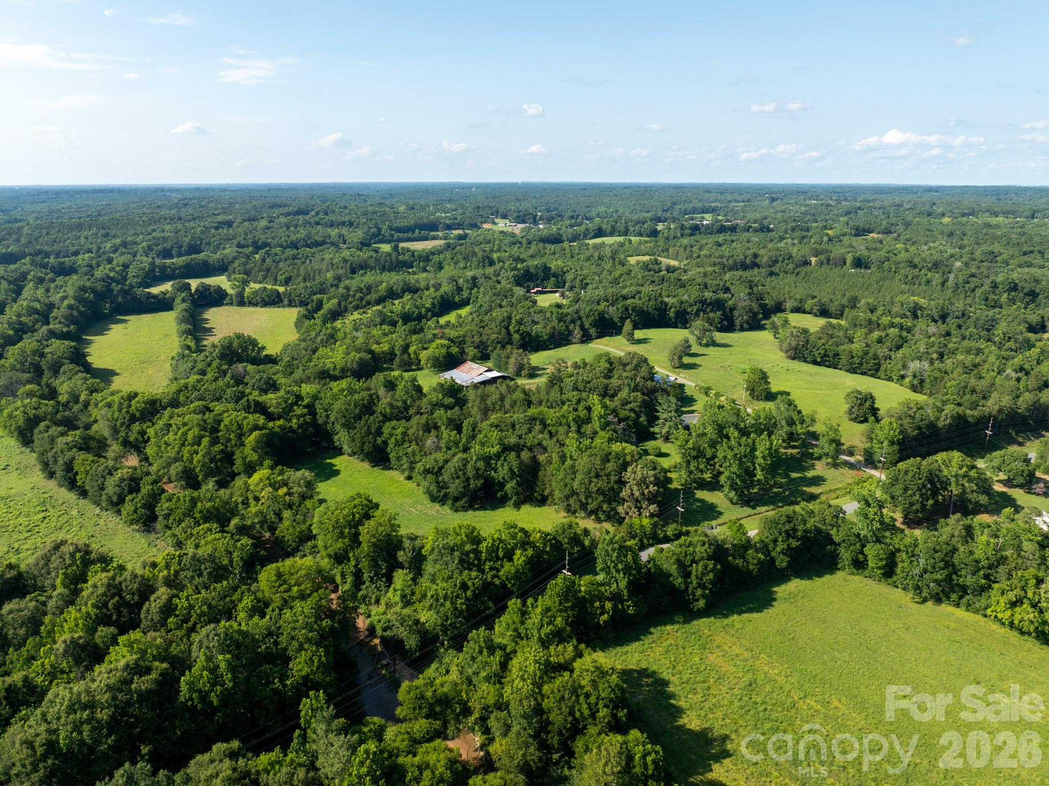 2555 Biggers Road Property Photo 11