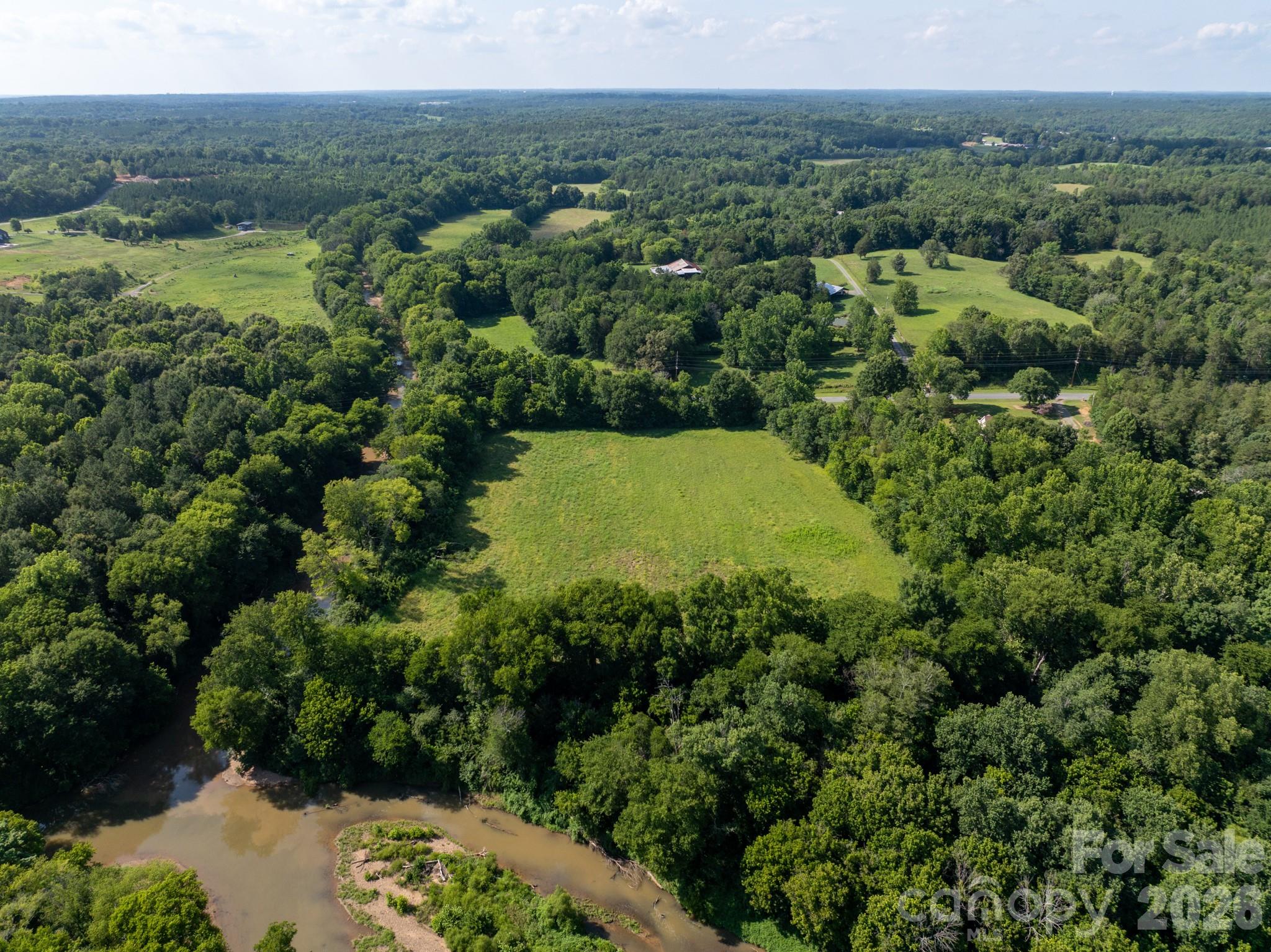 2555 Biggers Road Property Photo 13