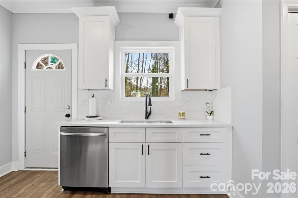 100 Boyette Drive A Property Photo 15