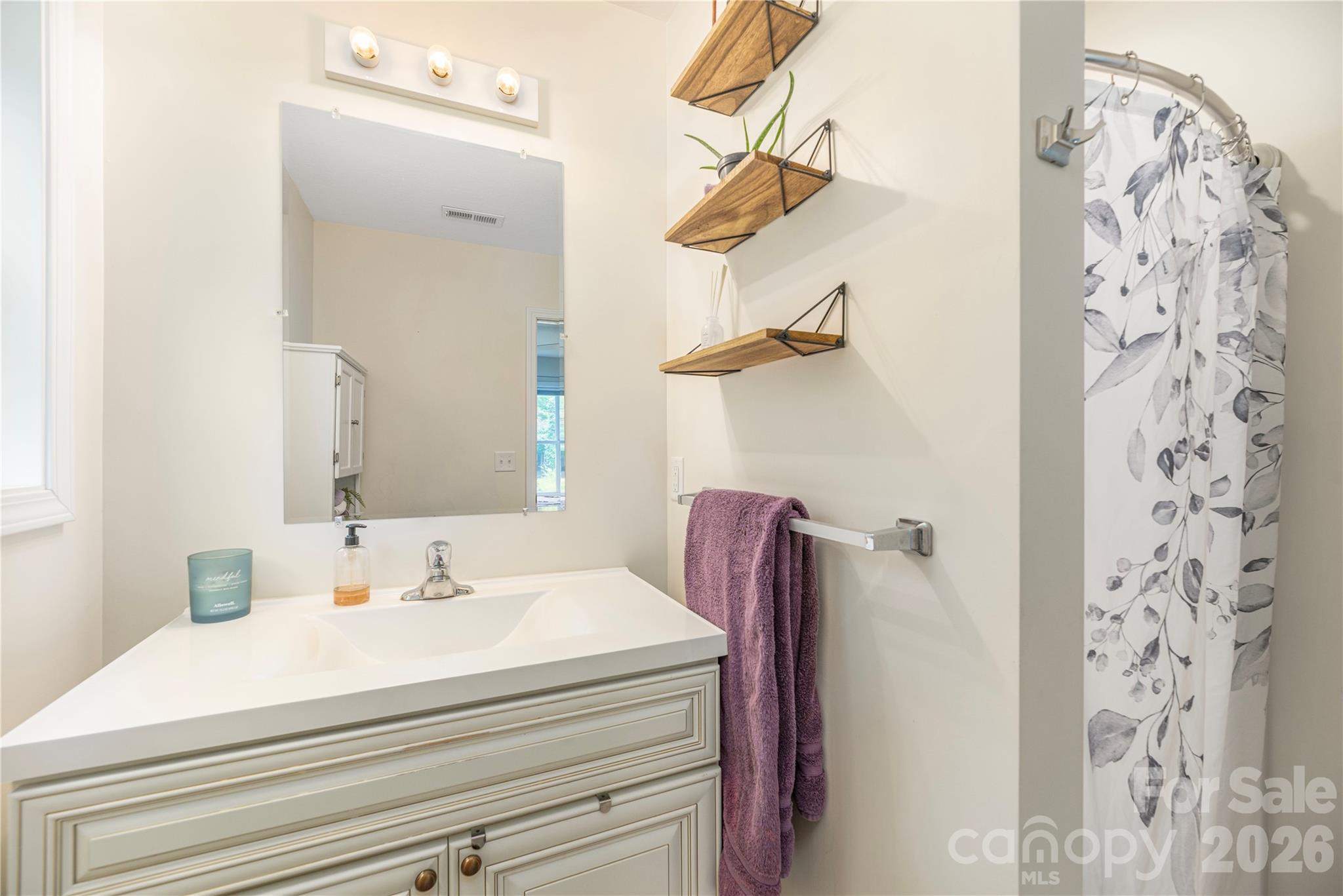 58 League Loop Property Photo 11