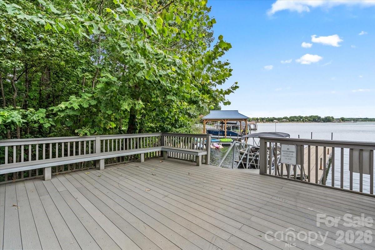 123 Southhaven Drive Property Photo 40