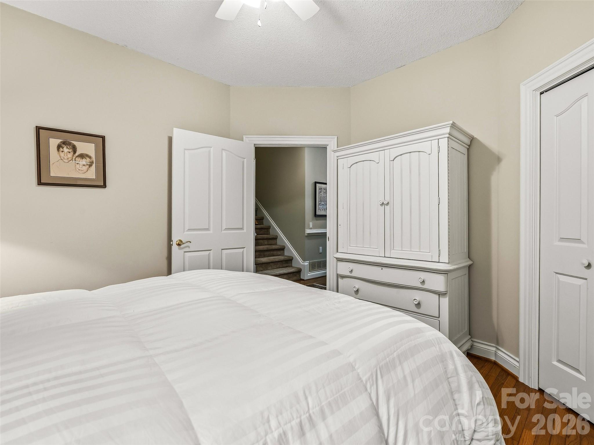 25 Clovelly Way Property Photo 31