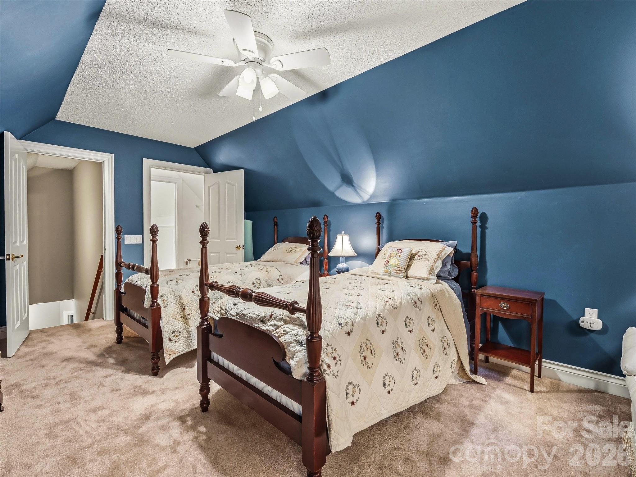 25 Clovelly Way Property Photo 35