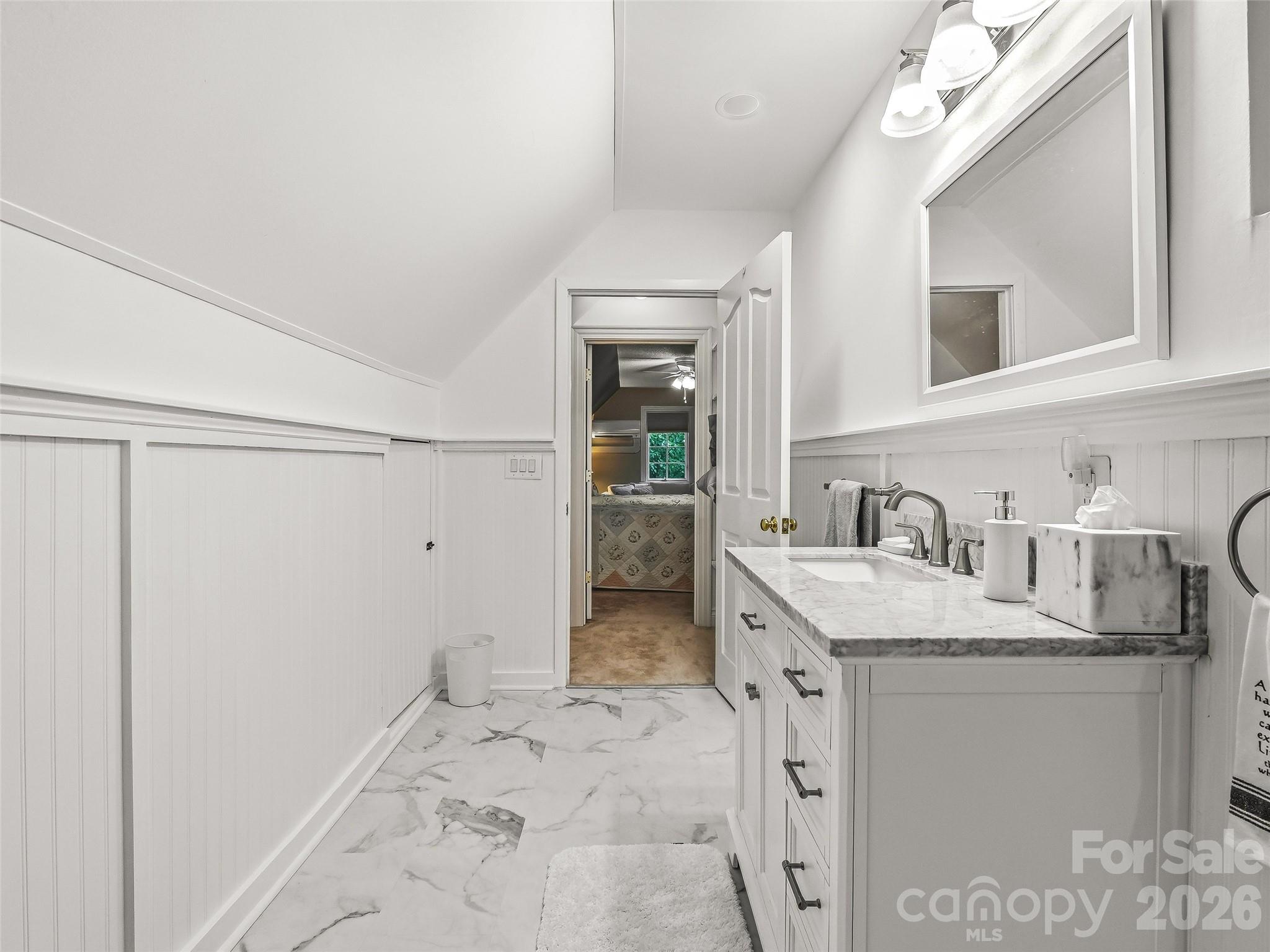 25 Clovelly Way Property Photo 38