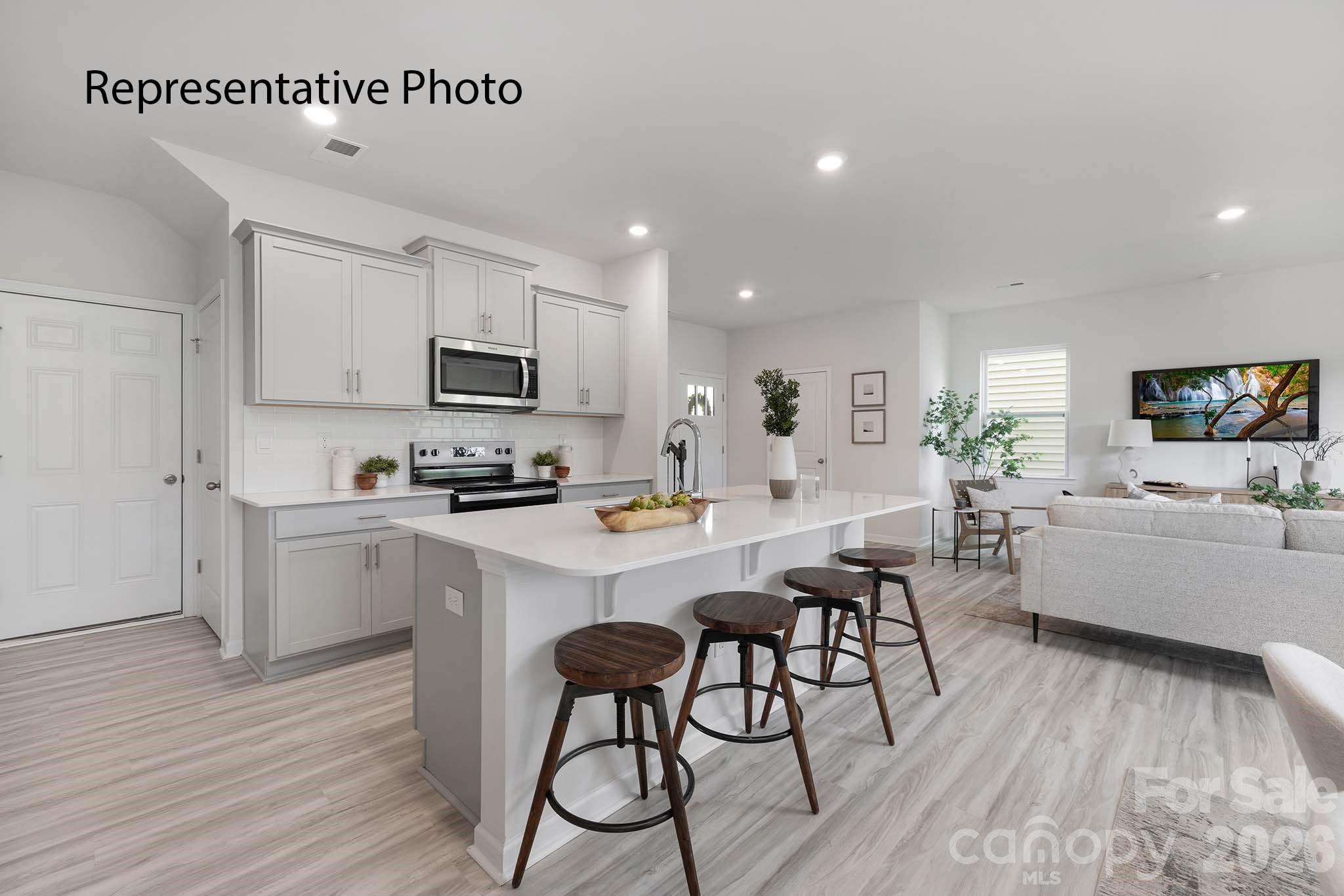 954 Two Brothers Lane Property Photo 12