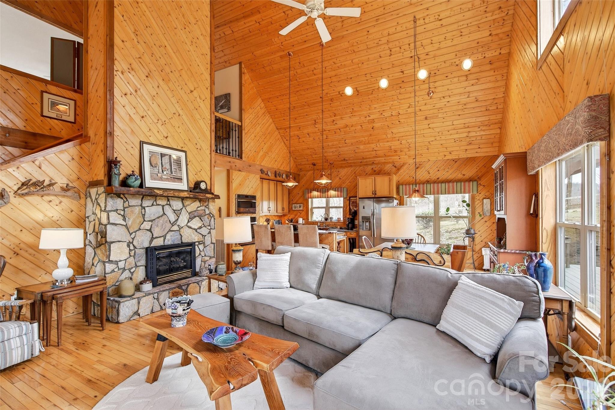 600 Sassafras Drive Property Photo 6
