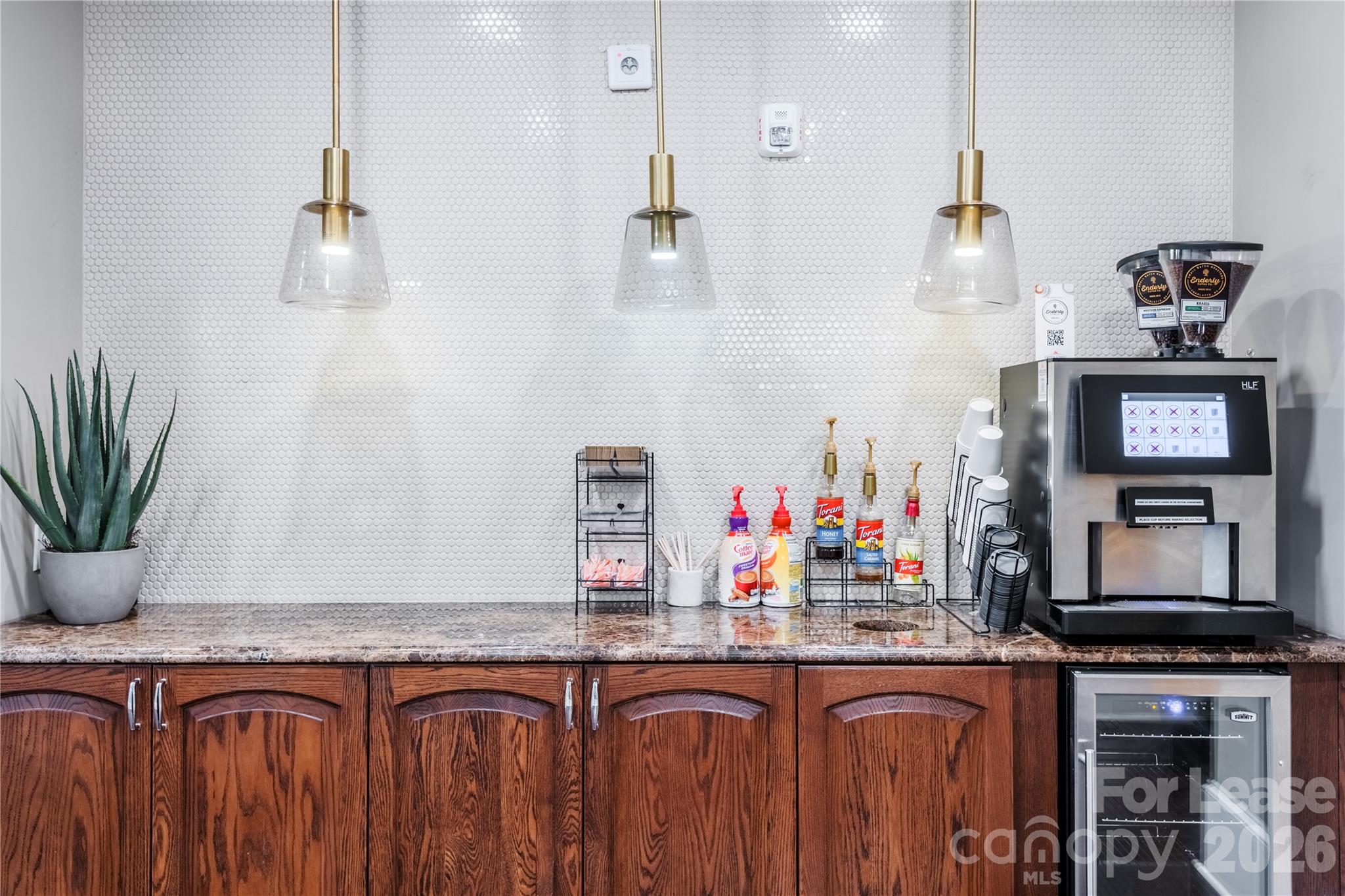 511 Queens Road 2-205 Property Photo 16