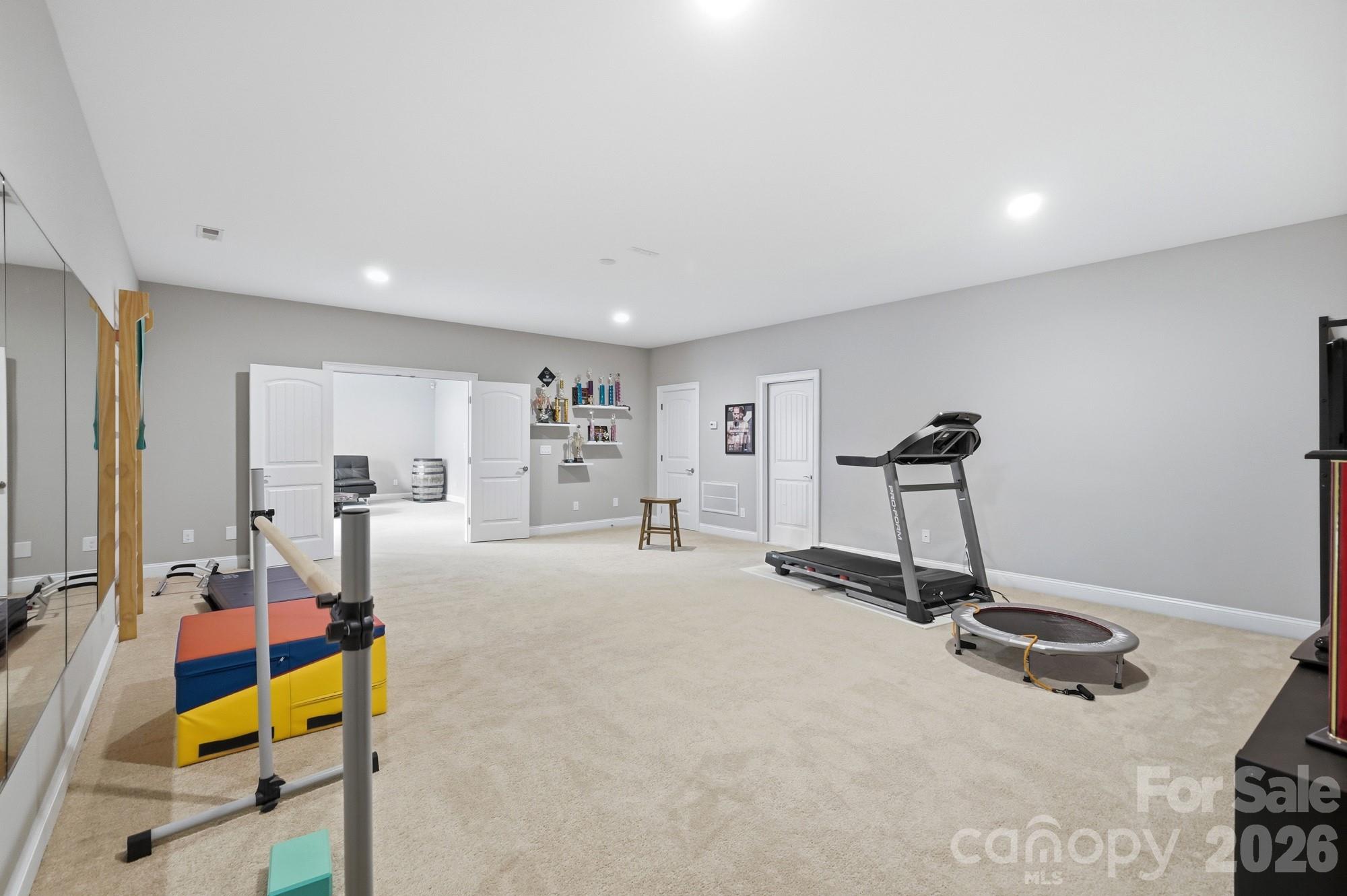 5104 Brynmar Drive Property Photo 24