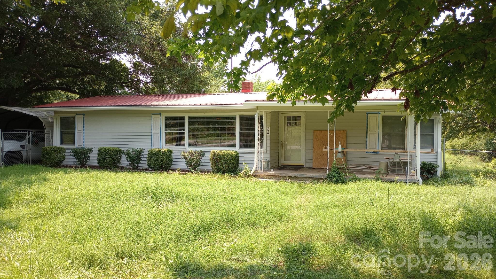 772 S Mountain Road Property Photo 1