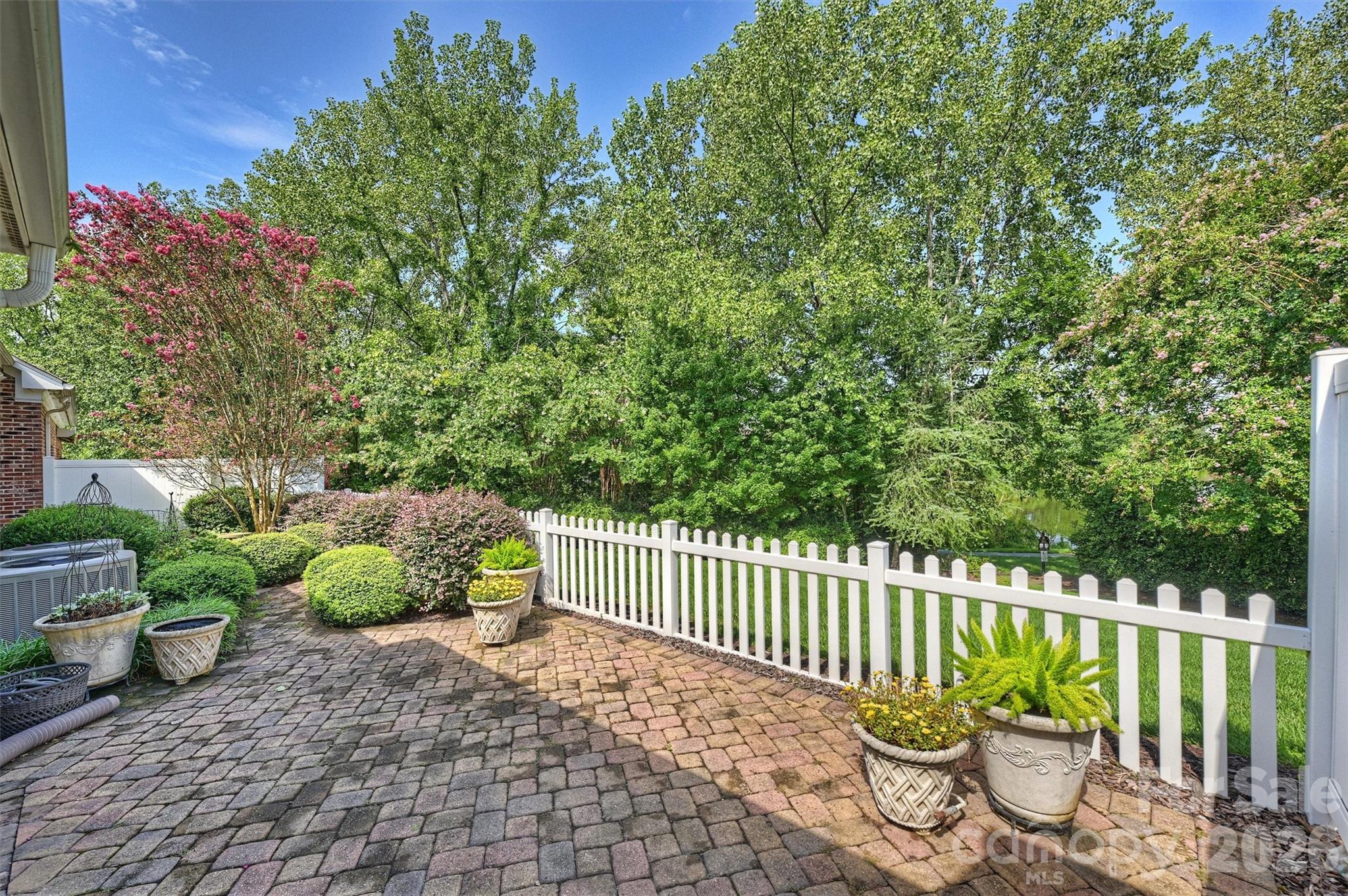 8033 Oratorio Place Property Photo 39
