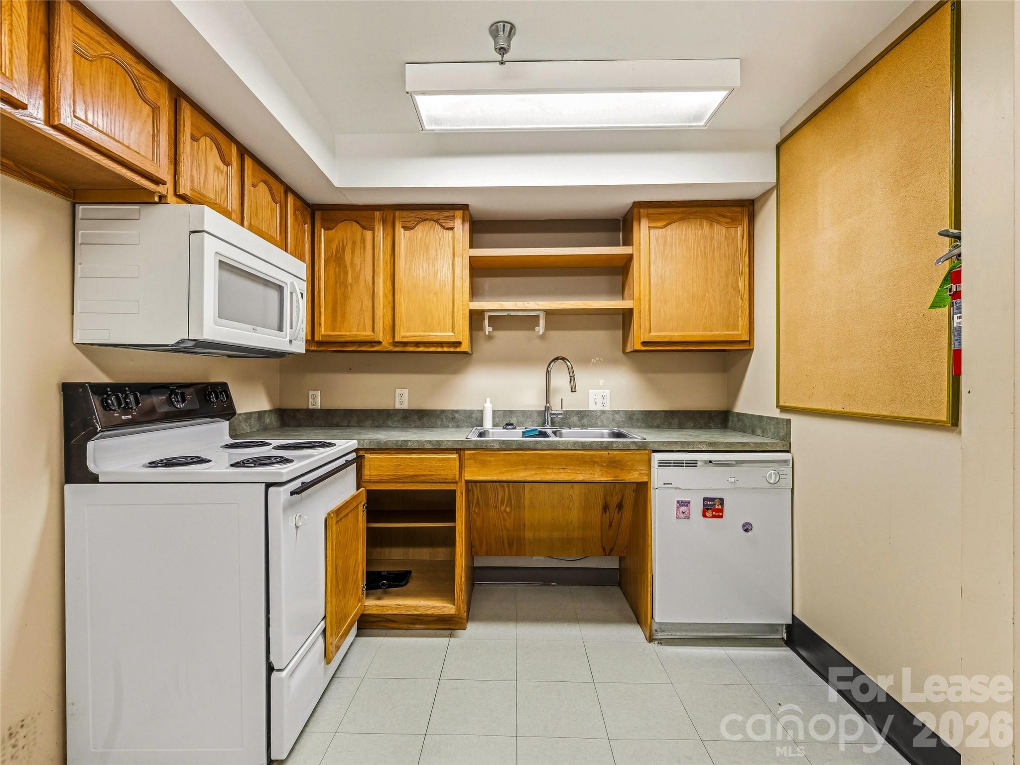 64 Clingman Avenue 101 Property Photo 25