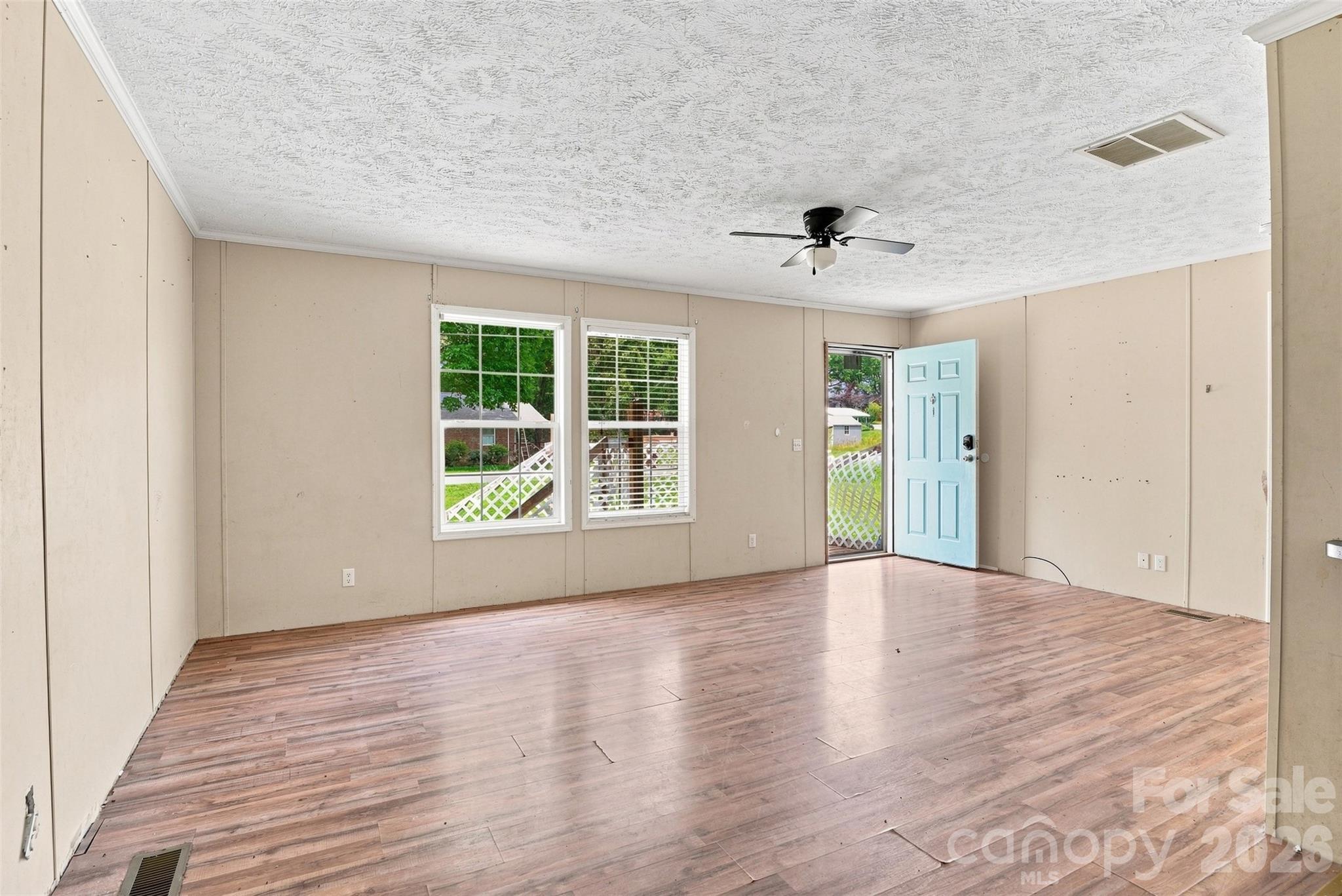 121 Pine State Road Property Photo 6