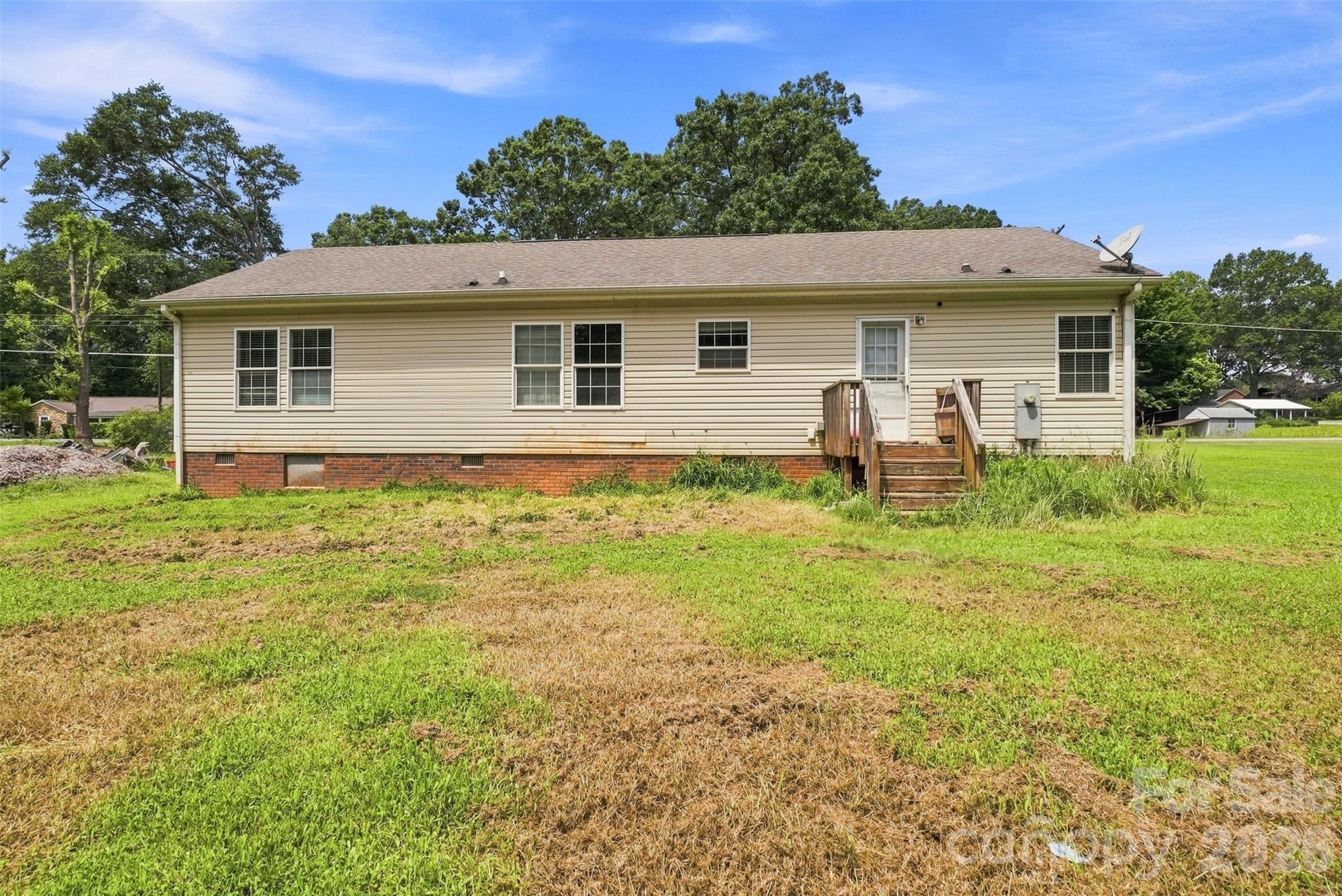 121 Pine State Road Property Photo 24