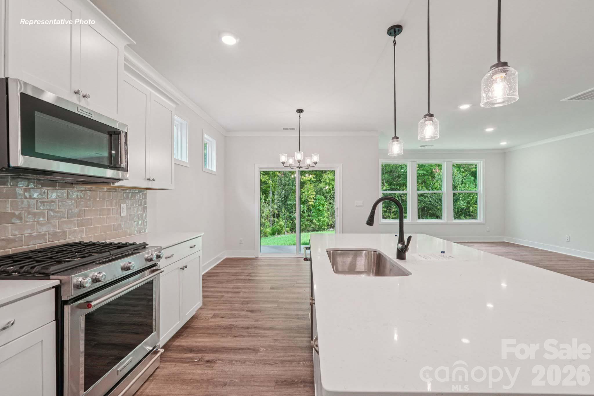 3245 Oberon Street Property Photo 13
