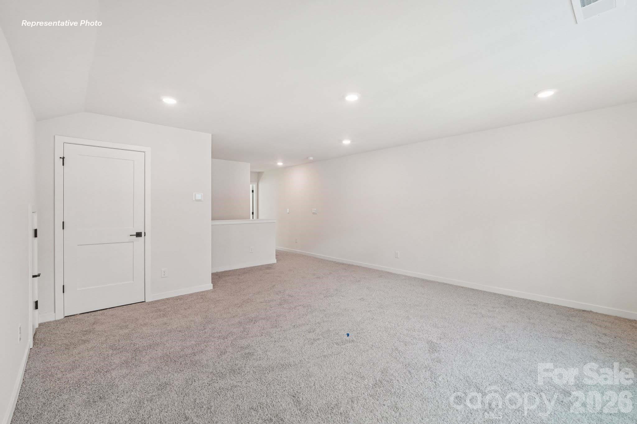 3245 Oberon Street Property Photo 27