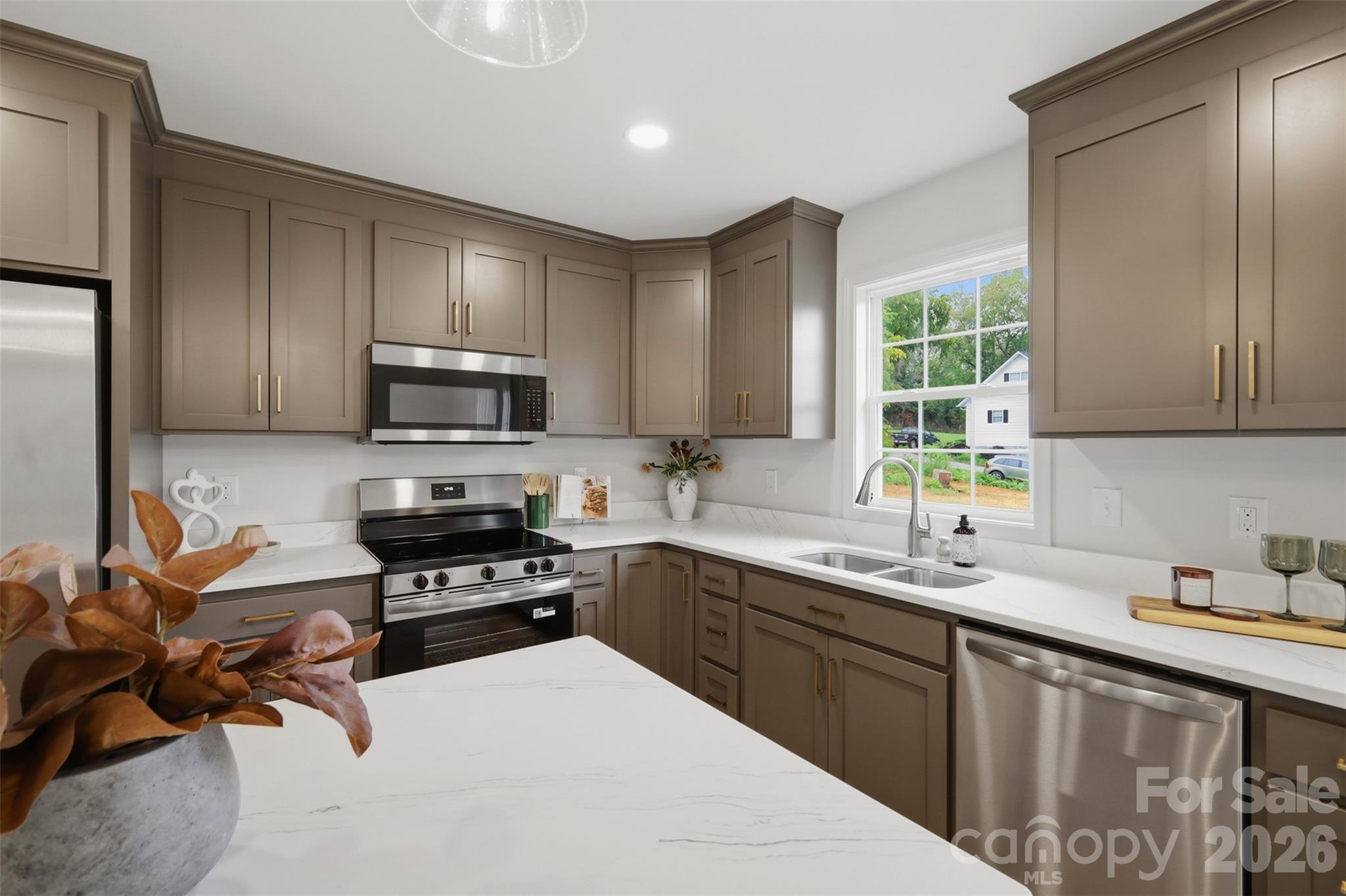 155 Haven Circle Property Photo 11