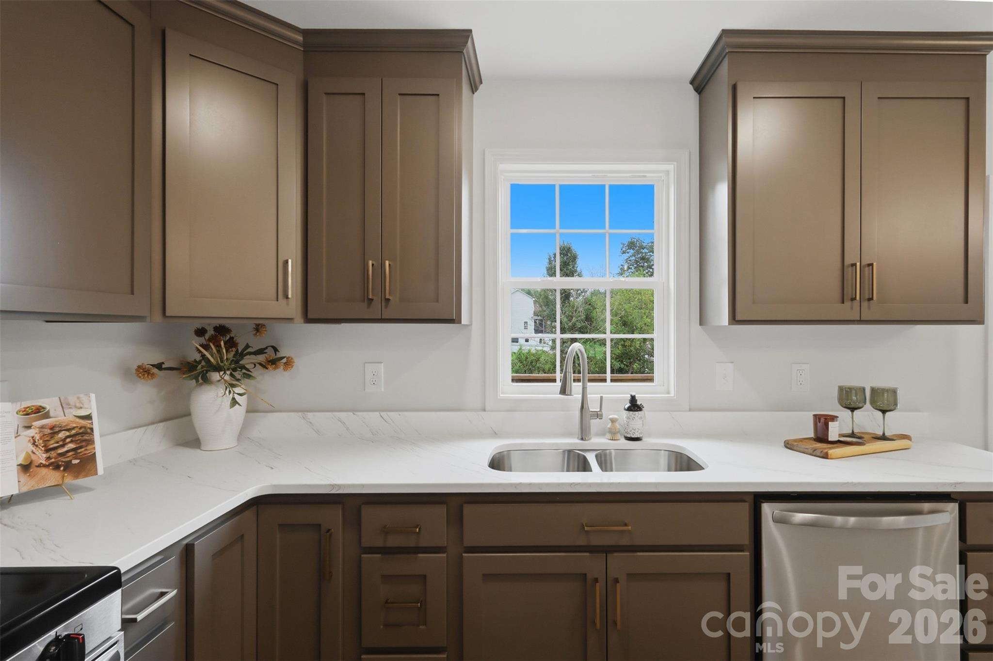 155 Haven Circle Property Photo 12