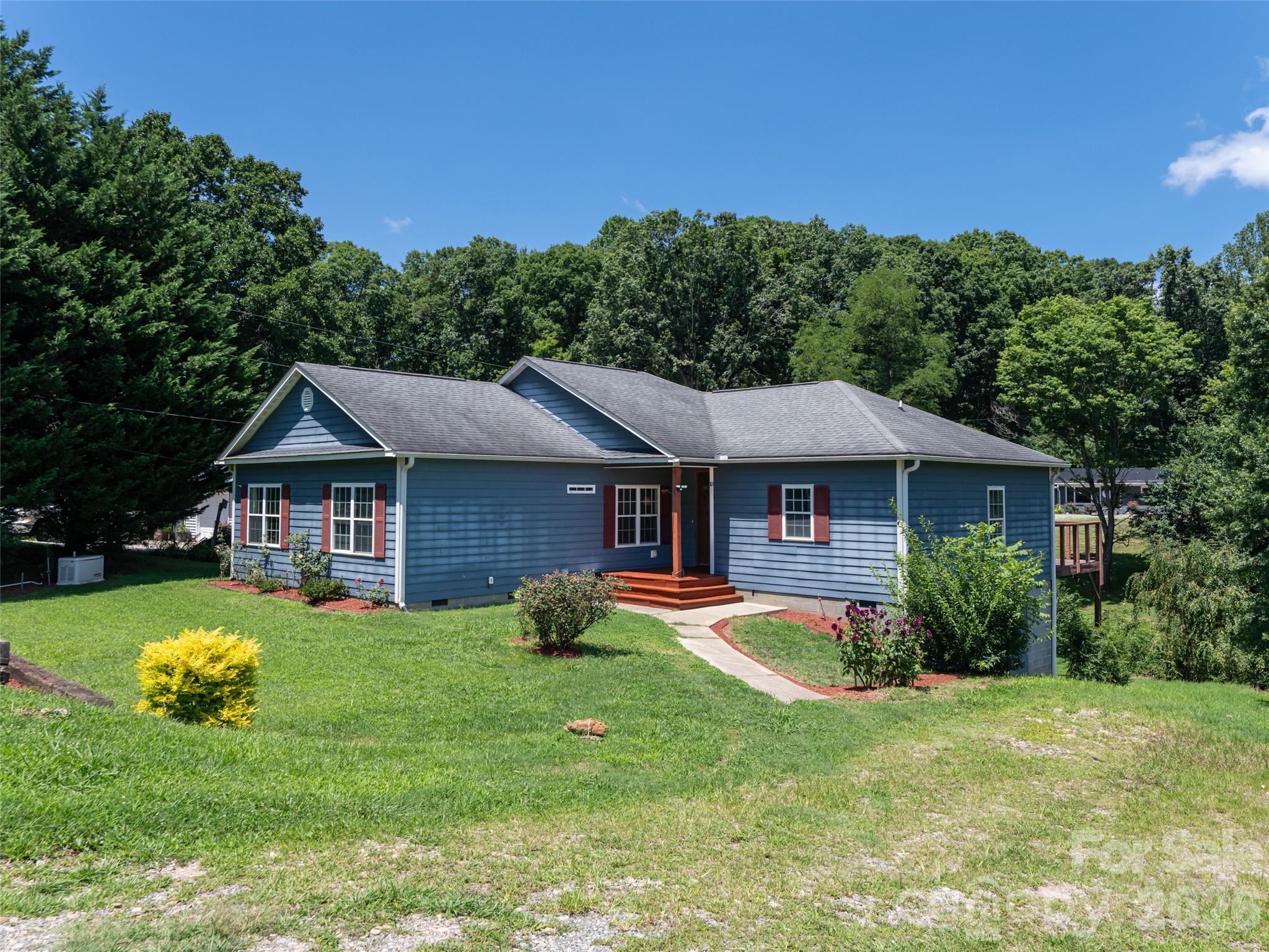 10 Ashe Road Property Photo 1