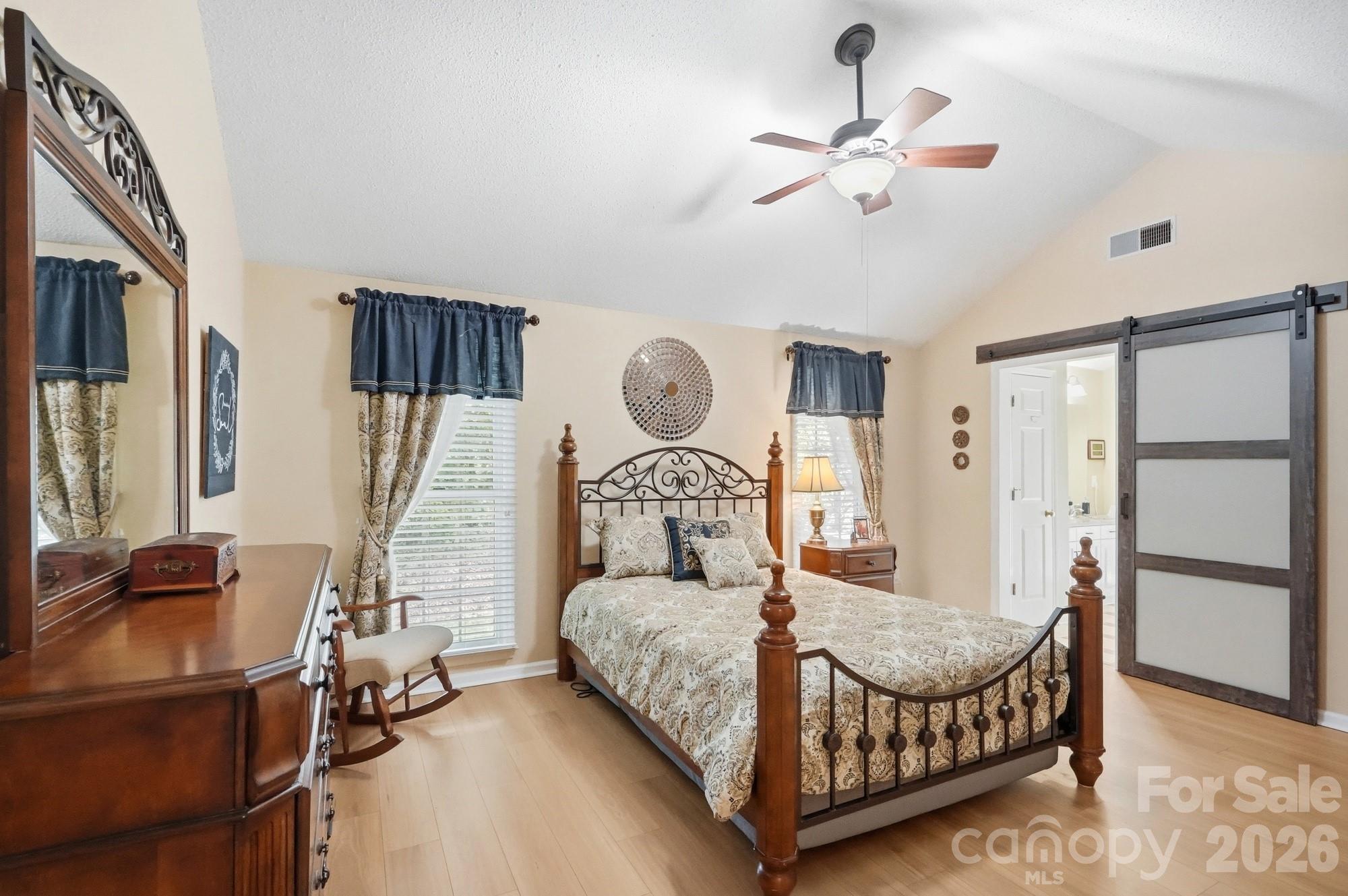 270 Charter Oak Court Property Photo 20