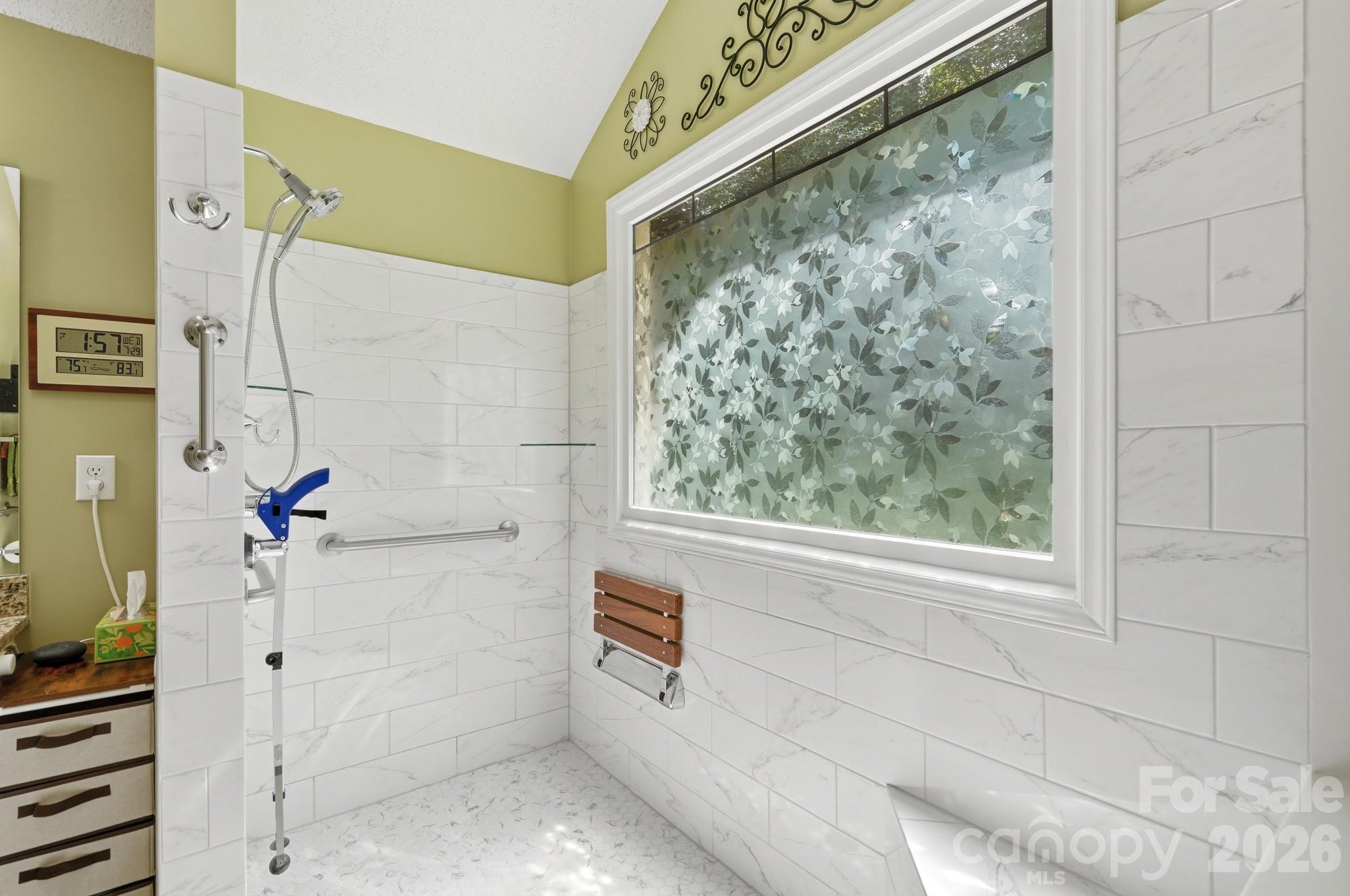 270 Charter Oak Court Property Photo 25