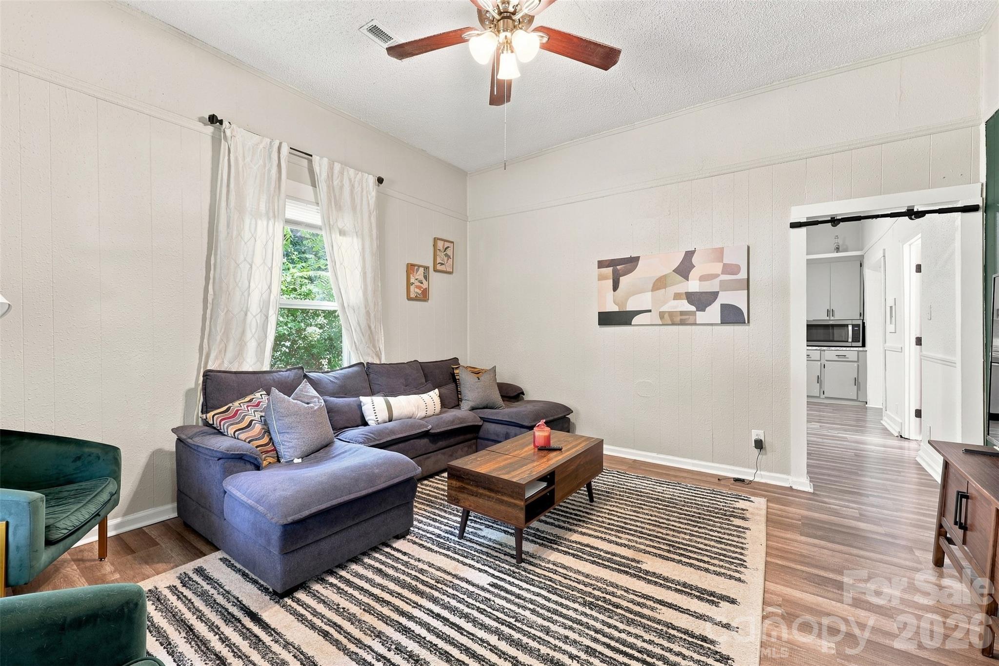 1143 9th Street Property Photo 6