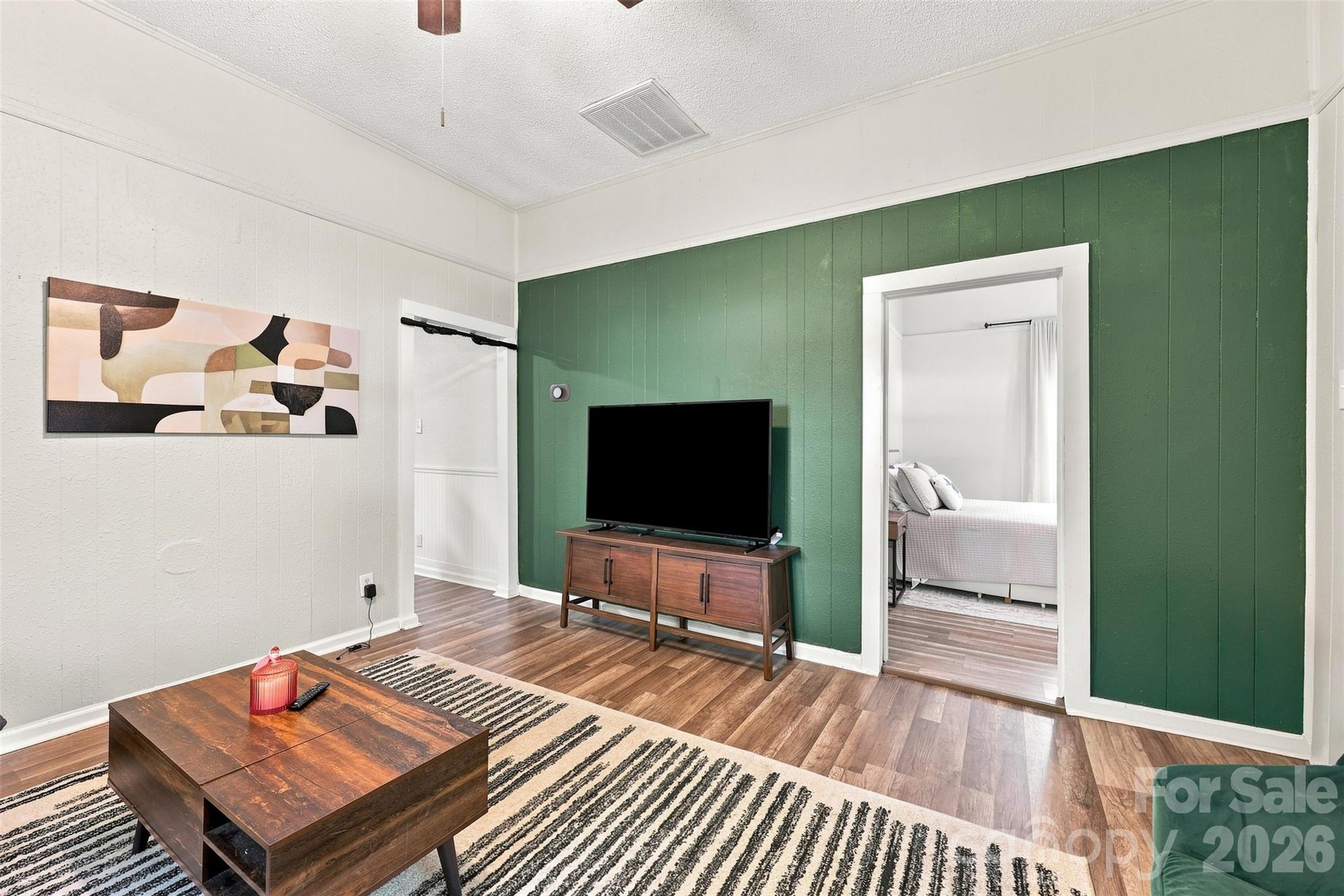 1143 9th Street Property Photo 8