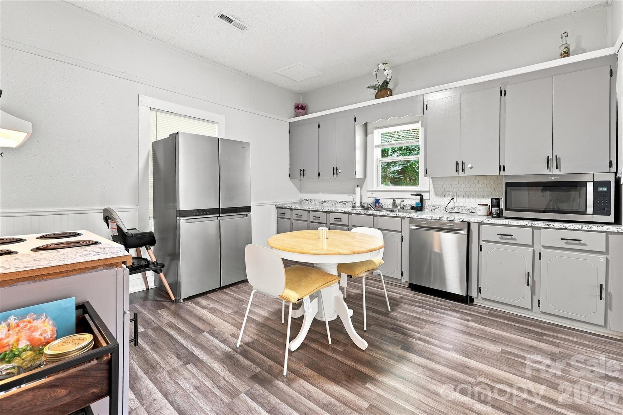 1143 9th Street Property Photo 11