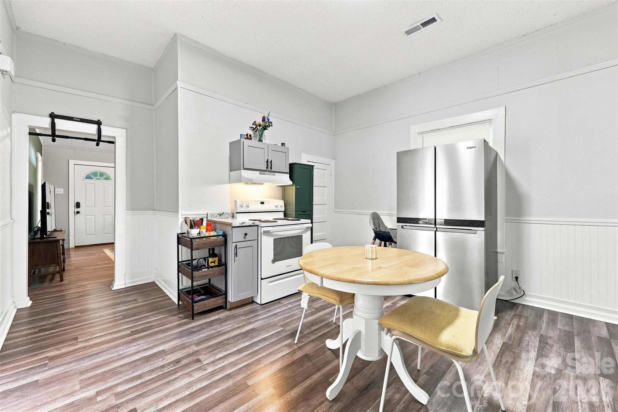1143 9th Street Property Photo 12