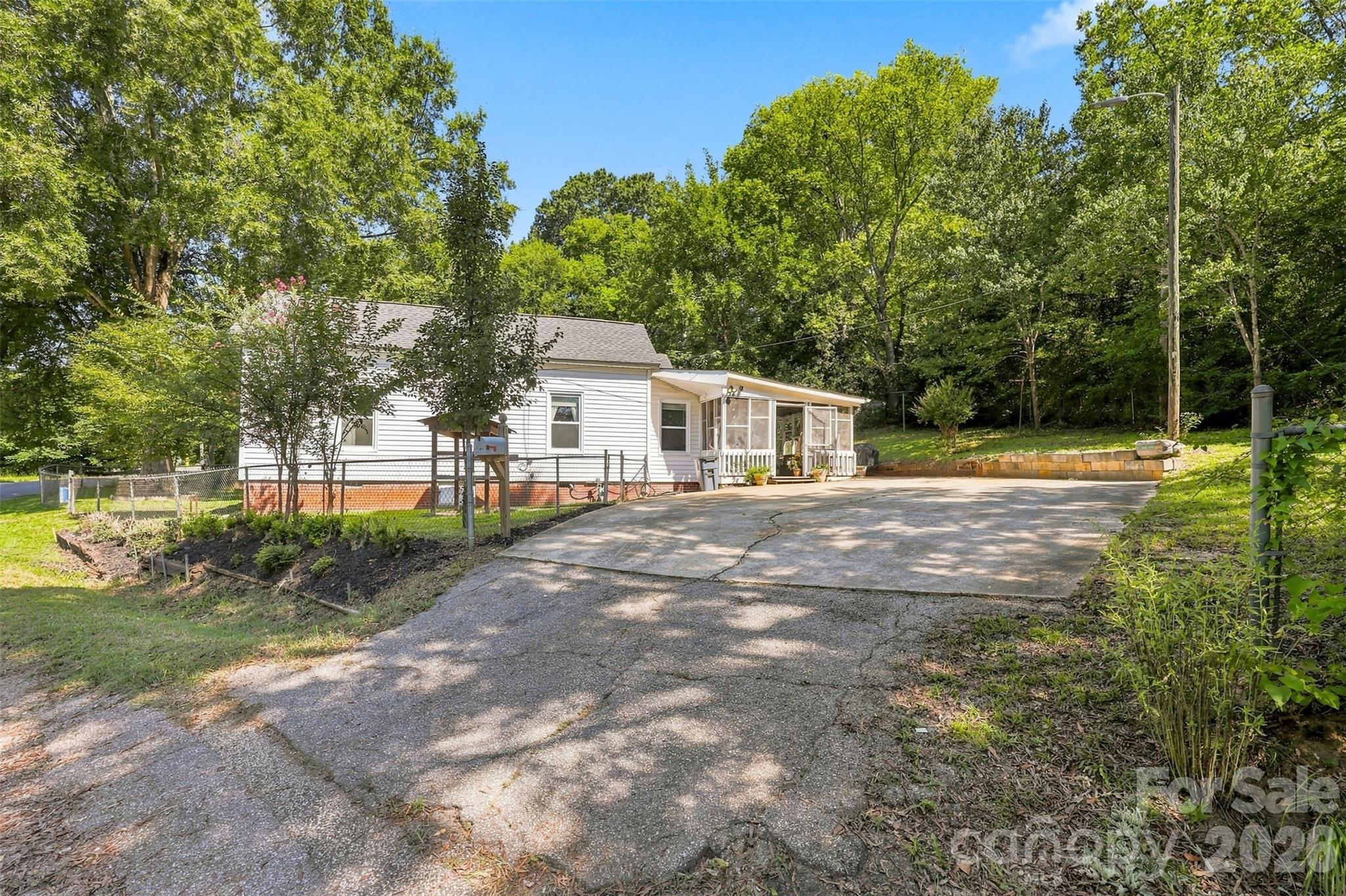 1143 9th Street Property Photo 21