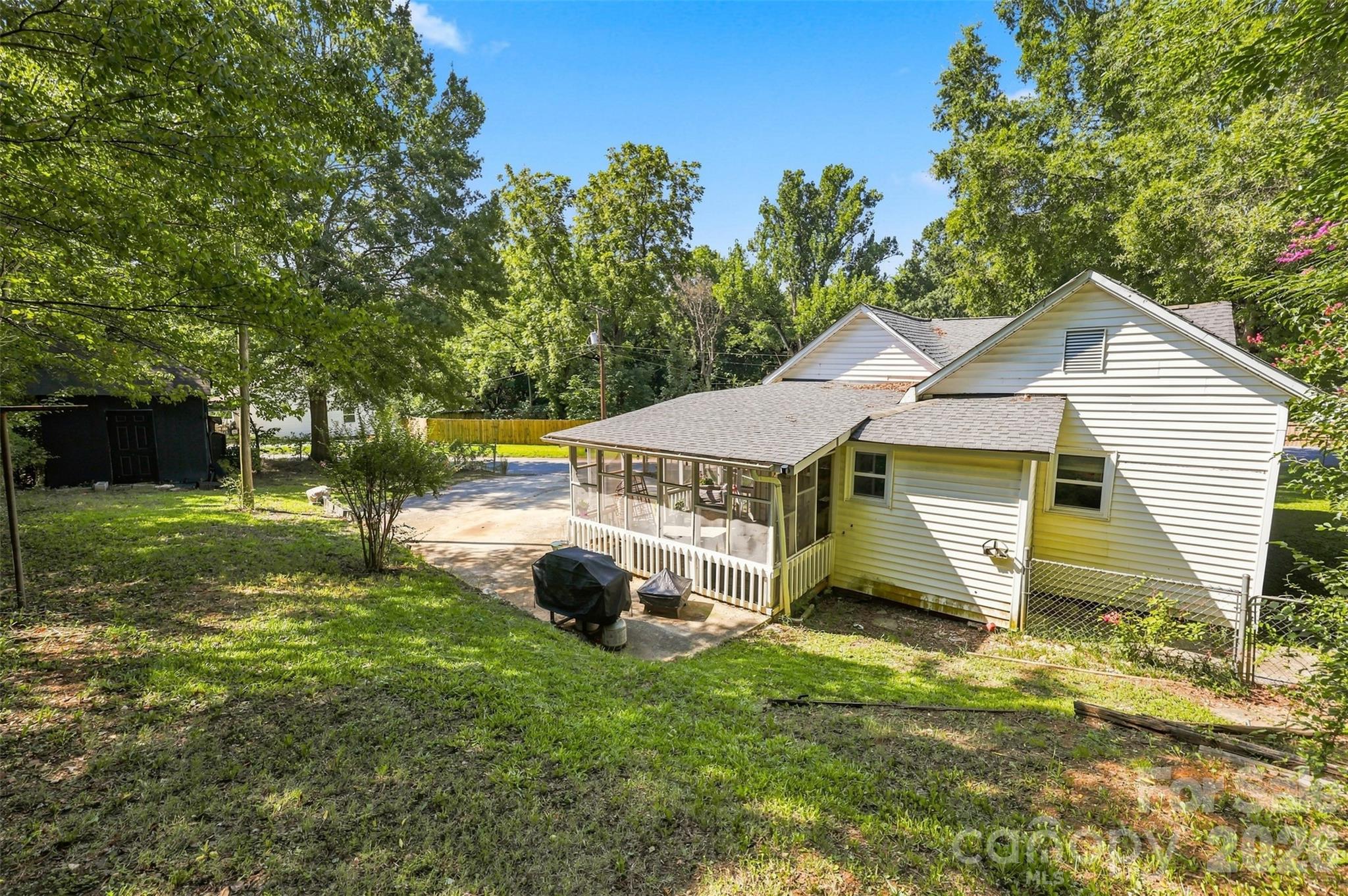 1143 9th Street Property Photo 22