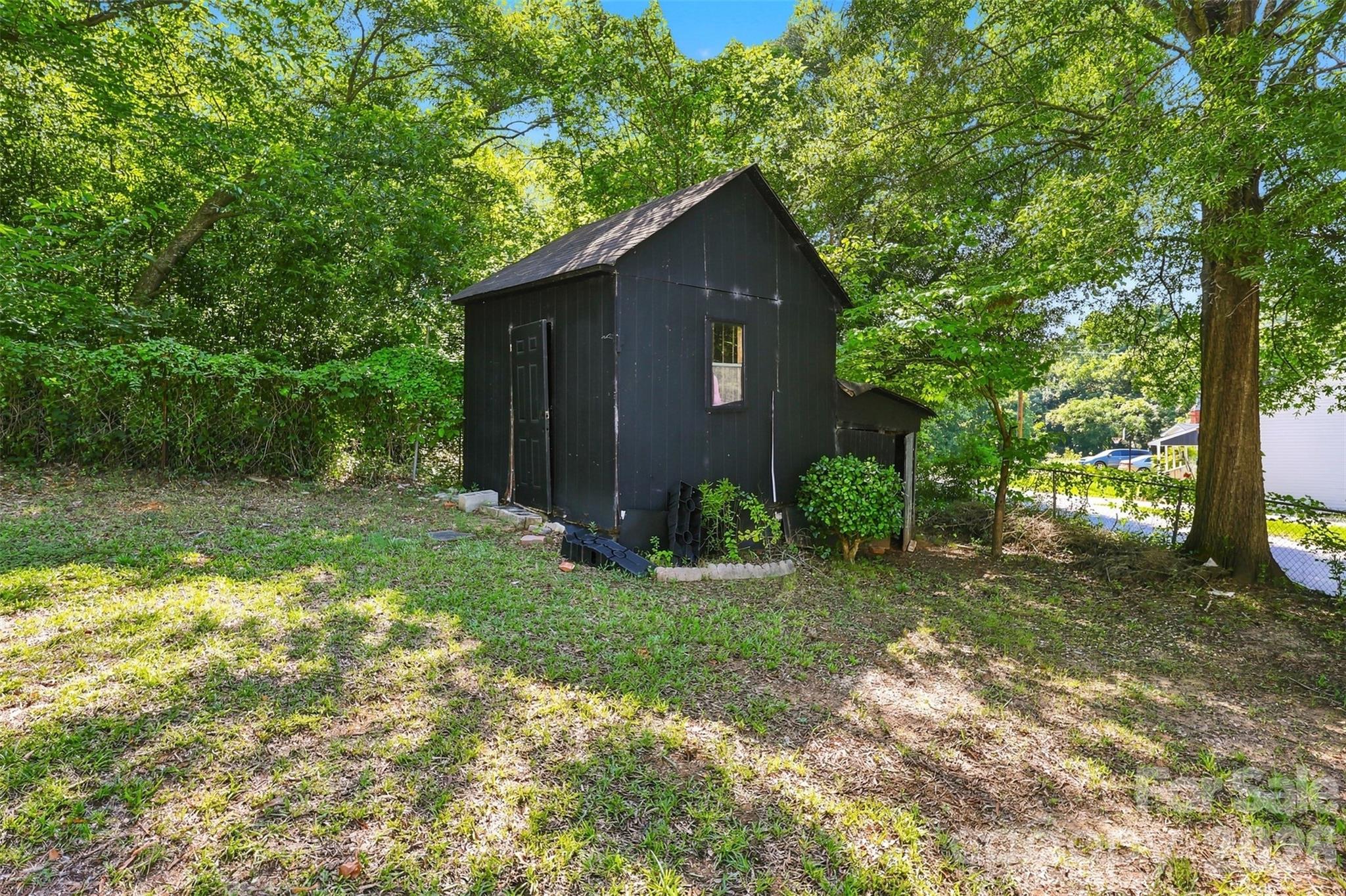 1143 9th Street Property Photo 23