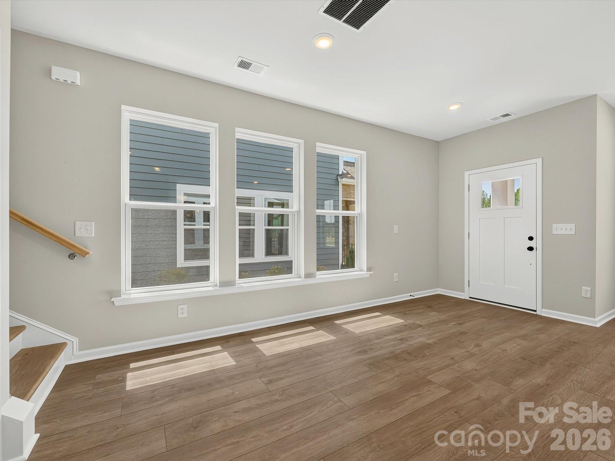 573 Cape Cod Way Property Photo 11