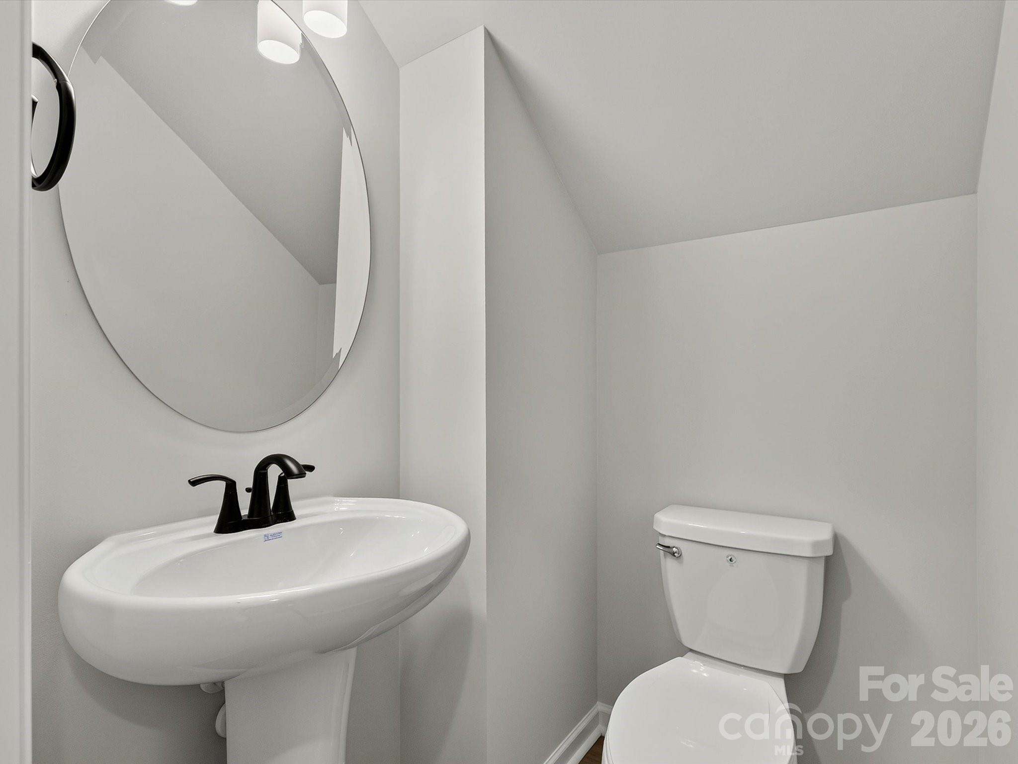 573 Cape Cod Way Property Photo 16