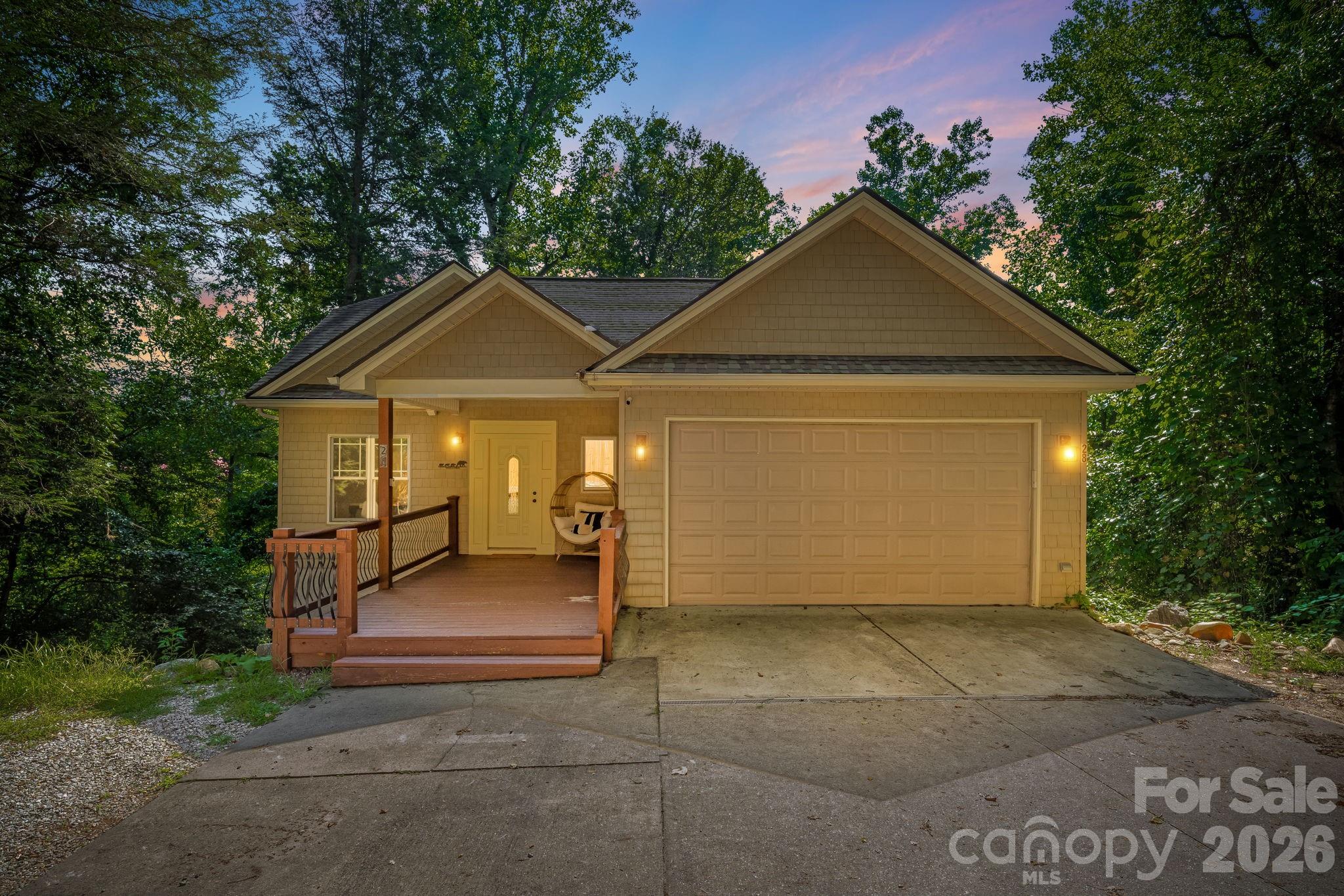 28 Greenbriar Road Property Photo 1