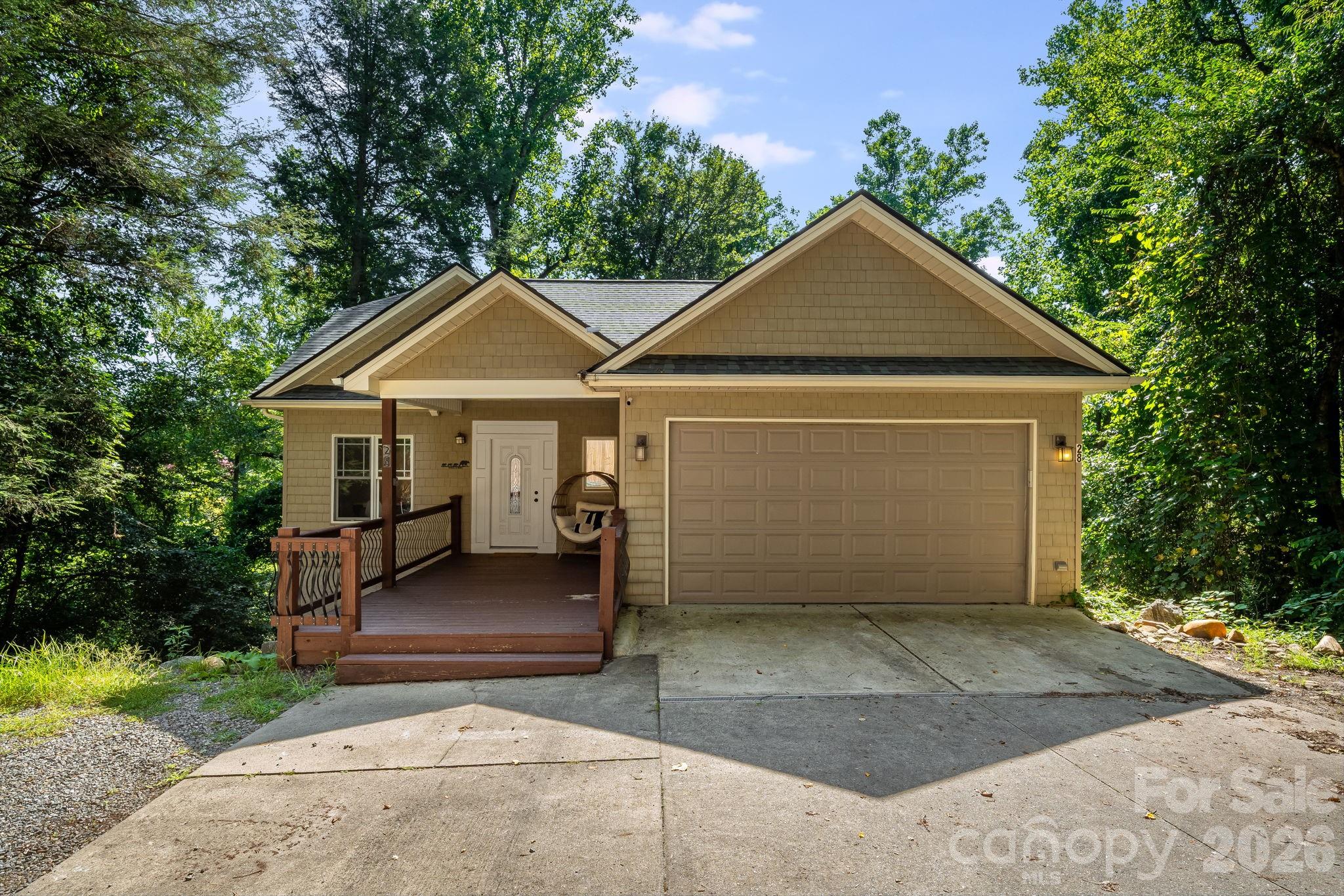 28 Greenbriar Road Property Photo 3