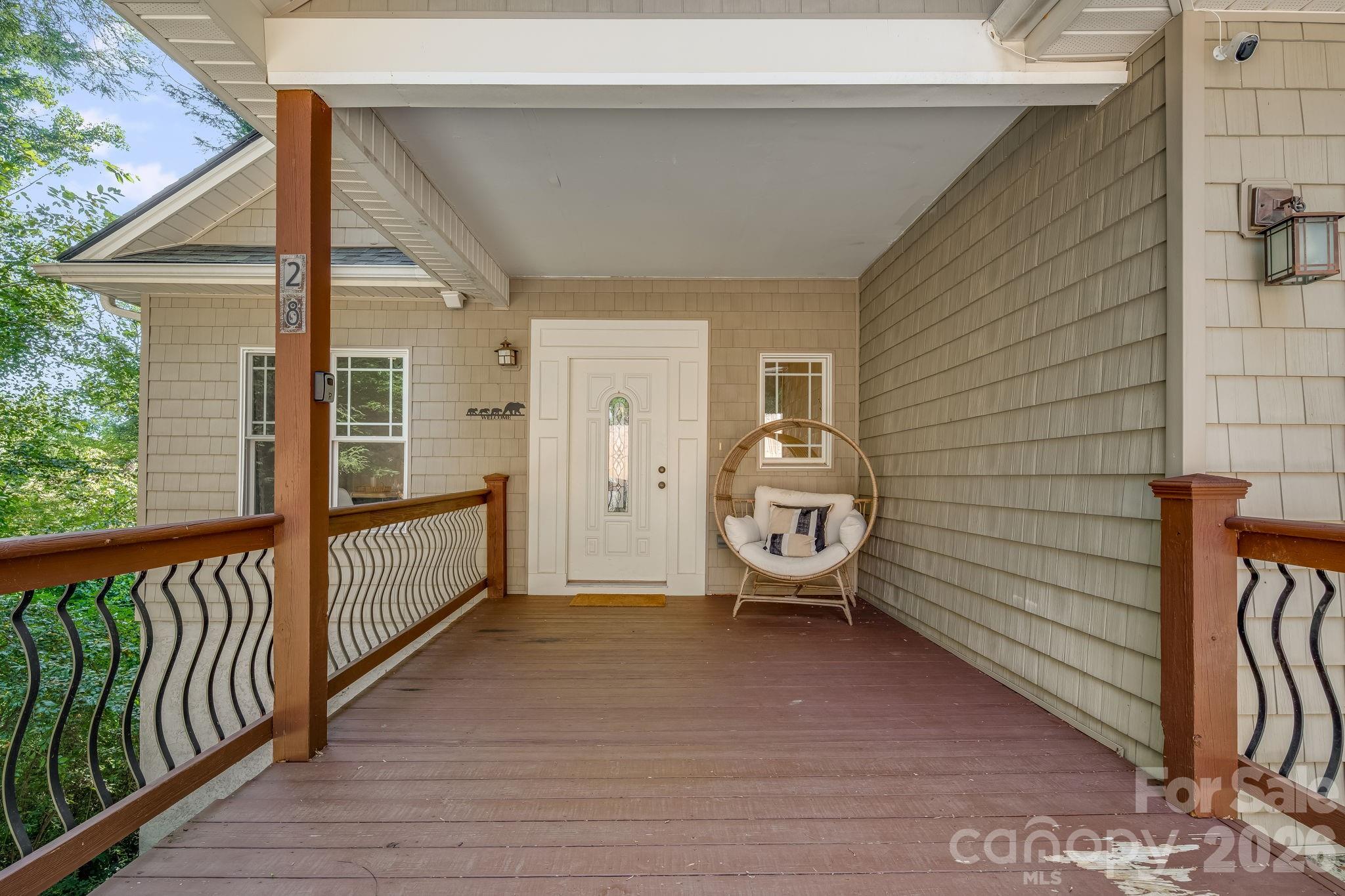 28 Greenbriar Road Property Photo 4