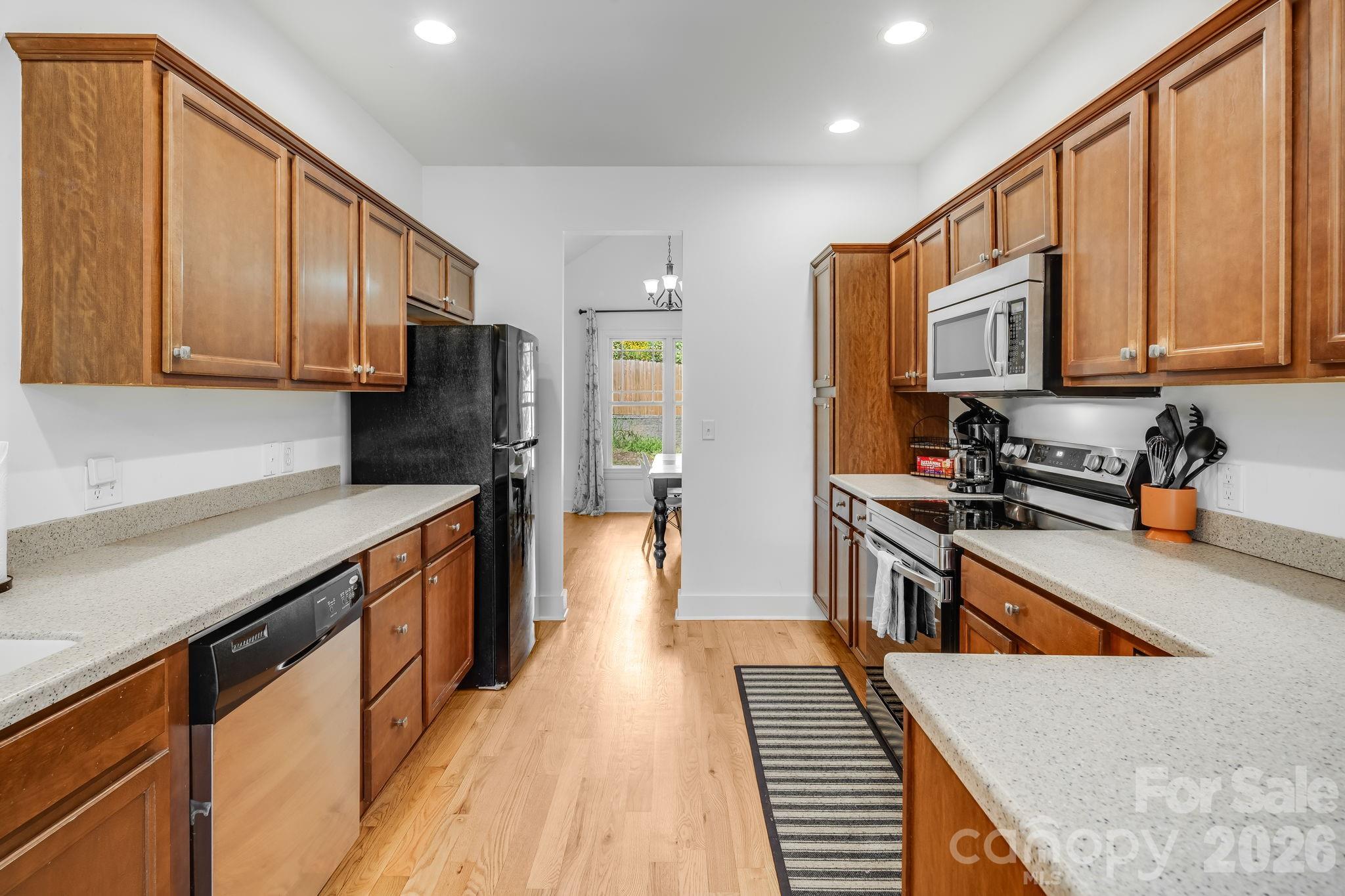 28 Greenbriar Road Property Photo 12