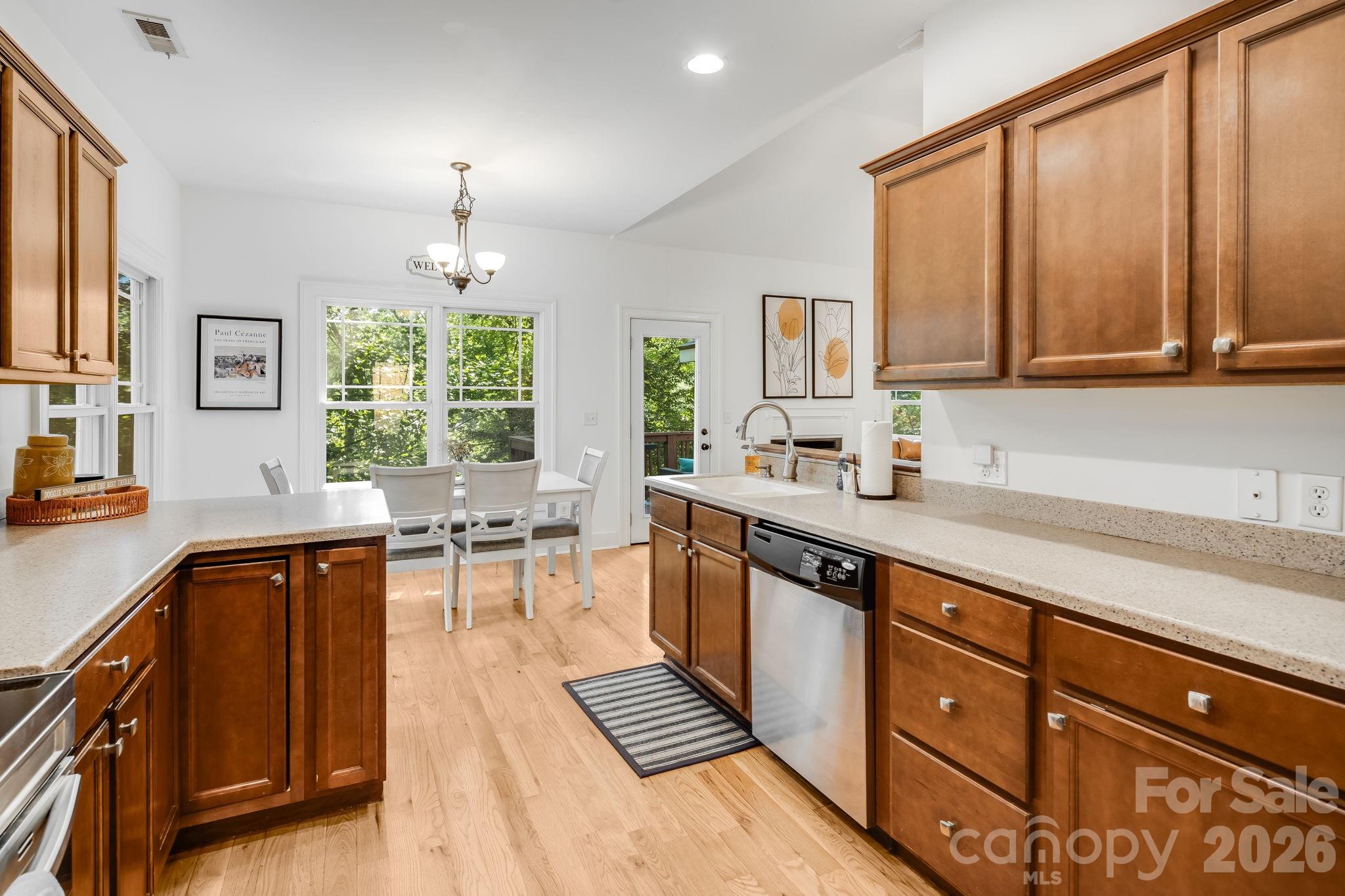 28 Greenbriar Road Property Photo 13