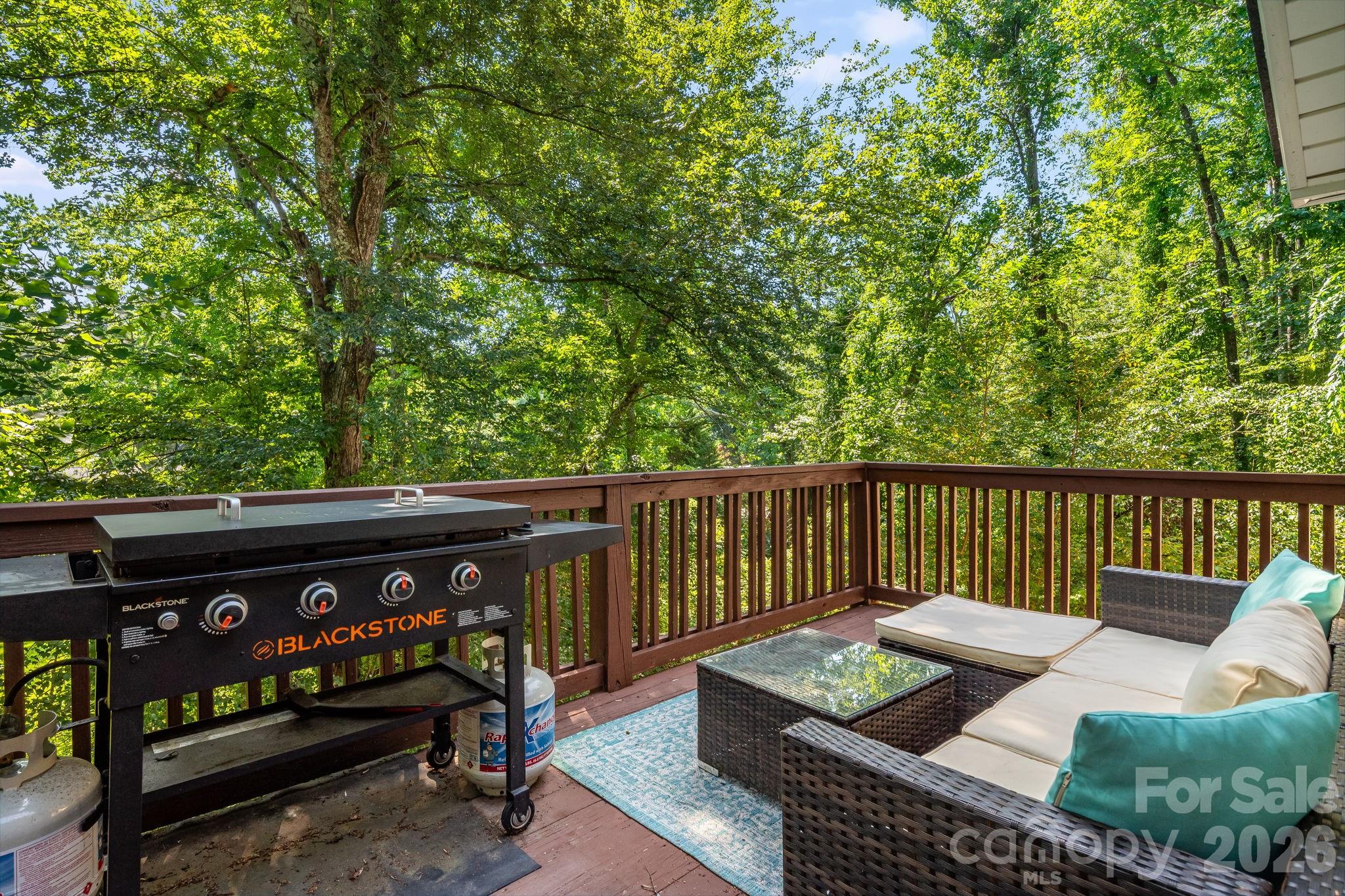 28 Greenbriar Road Property Photo 16
