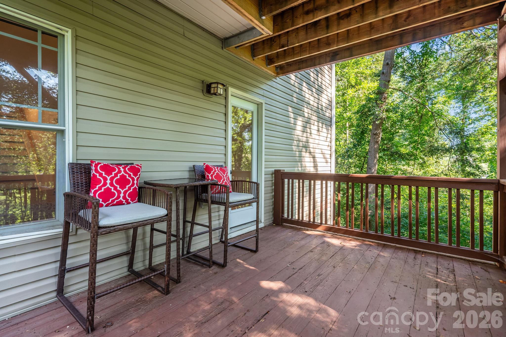 28 Greenbriar Road Property Photo 31