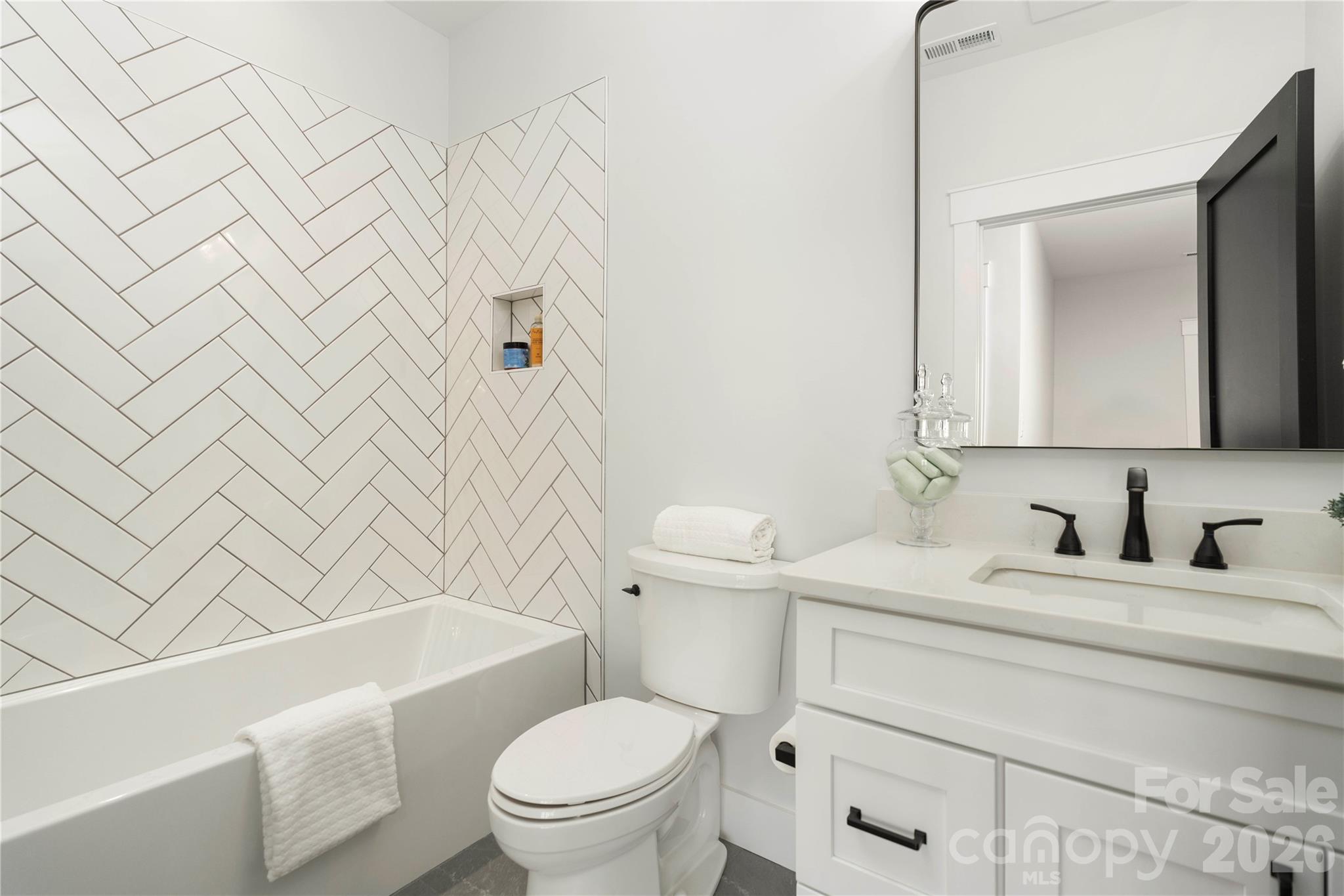 106 Isle Of Pines Road Property Photo 40