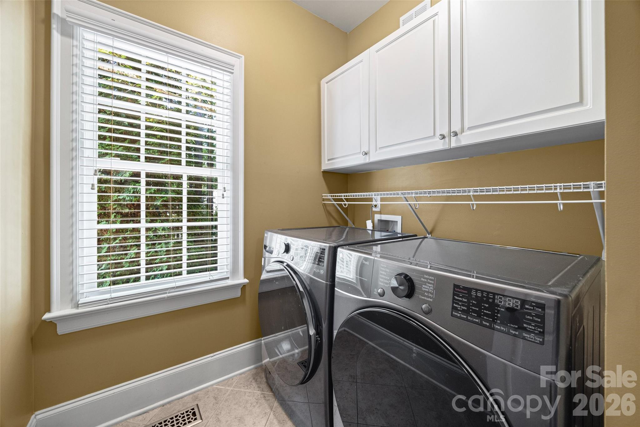 2455 Talbot Court Property Photo 19