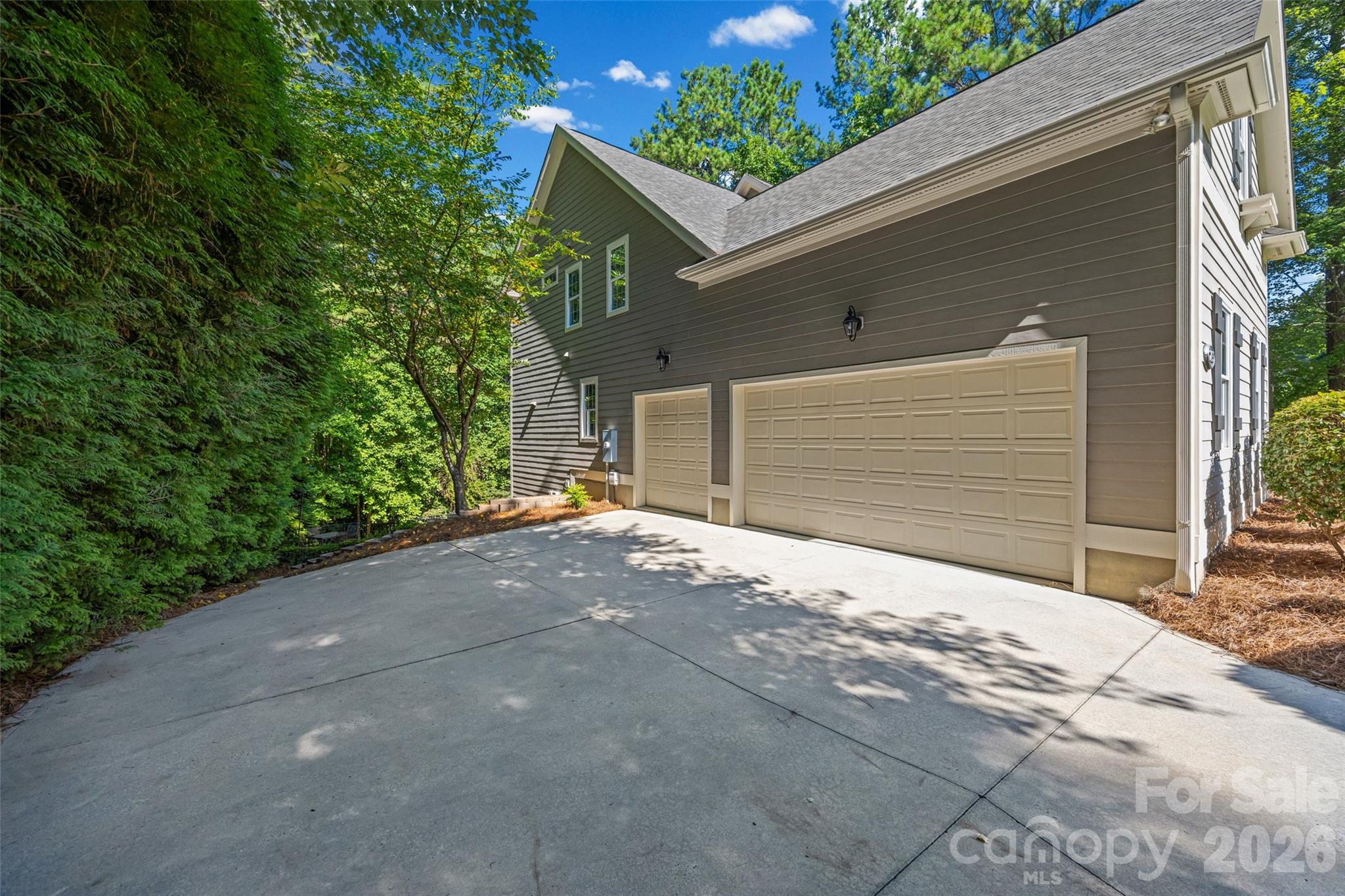 2455 Talbot Court Property Photo 31