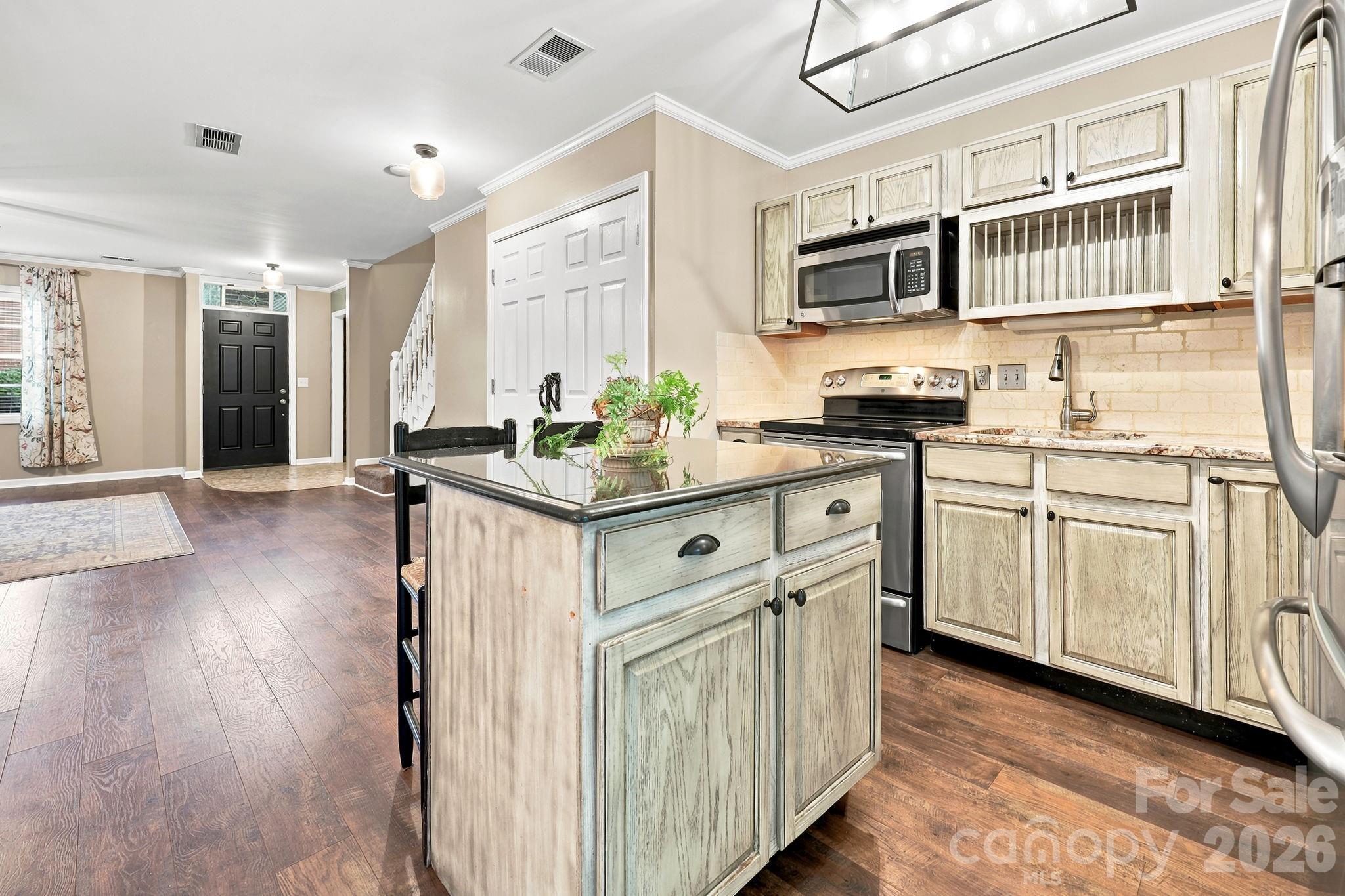 65 Park Terrace Drive 4 Property Photo 11