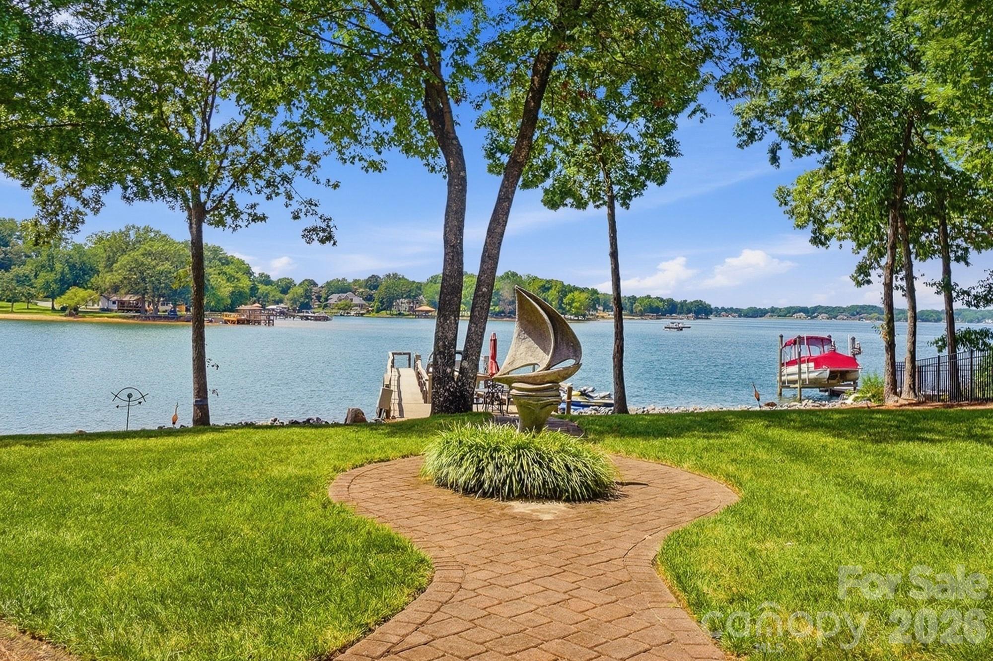 20124 Bascom Ridge Drive Property Photo 43
