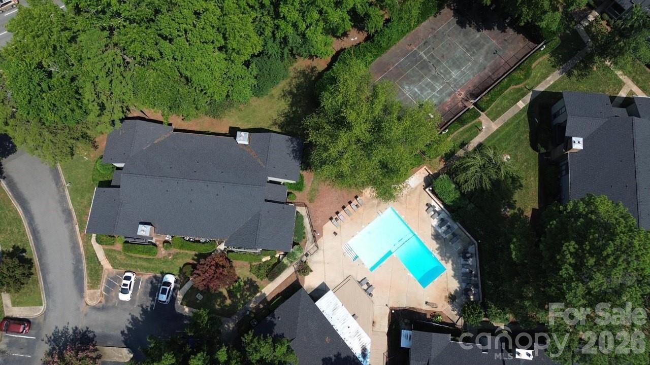 4906 Sardis Road D Property Photo 28